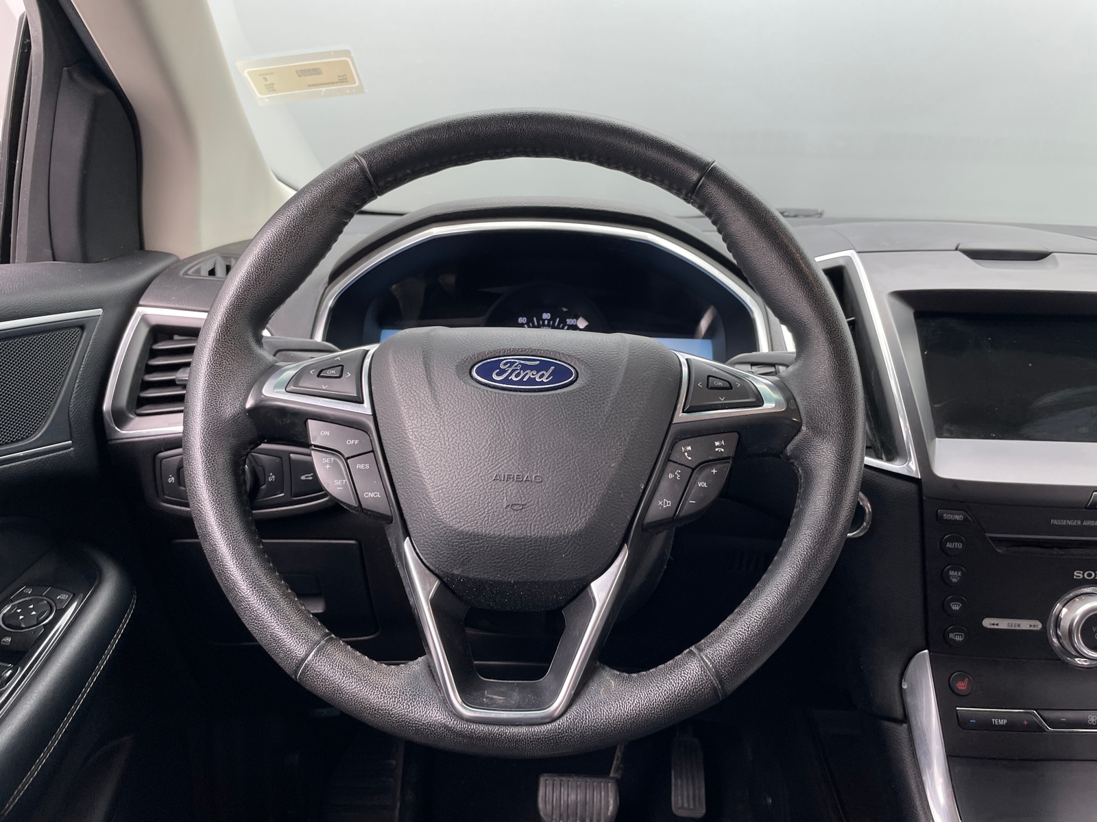 Thumbnail: 2017 Ford Edge - 4
