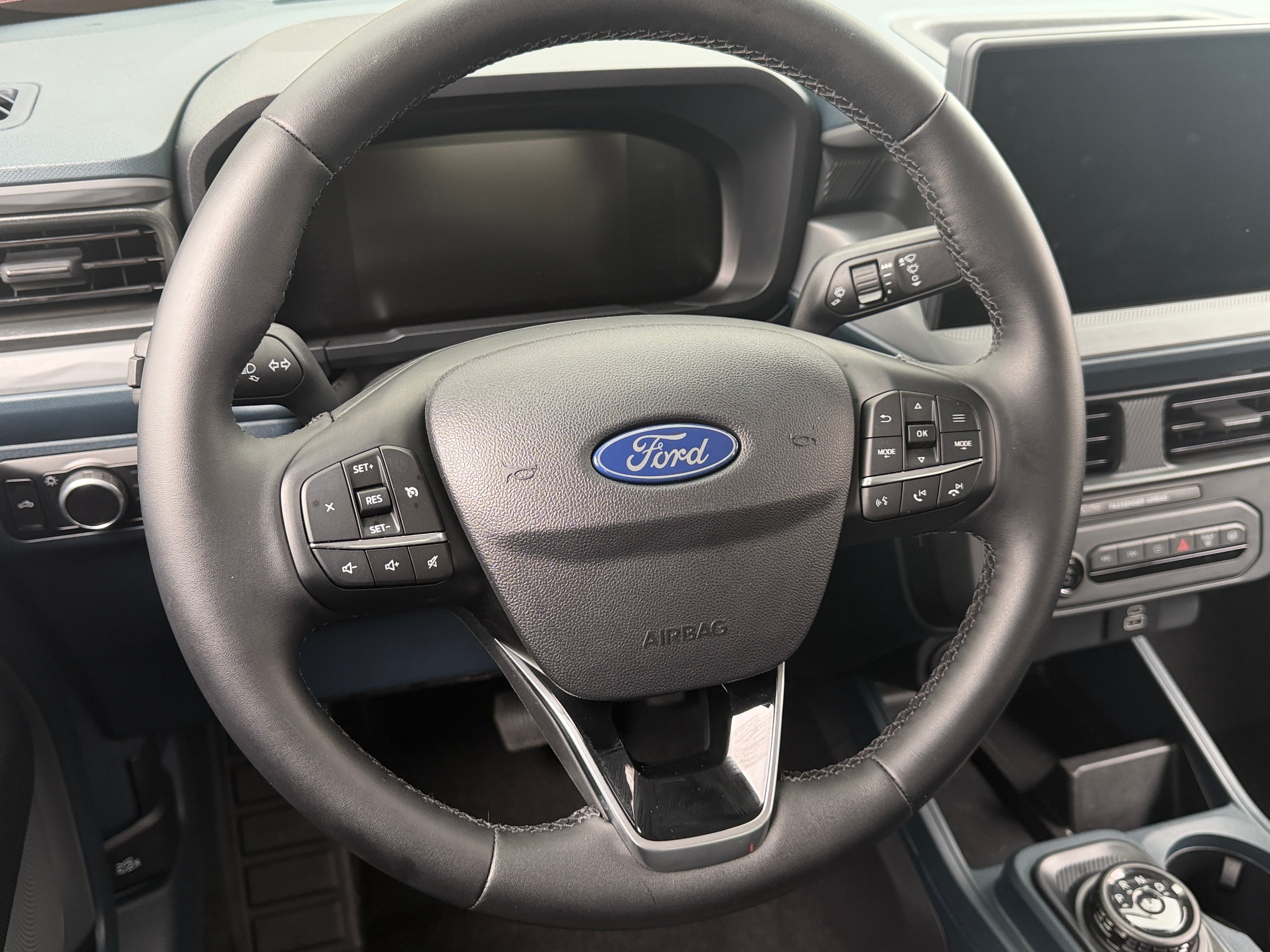 2025 Ford Maverick XLT - Photo 8