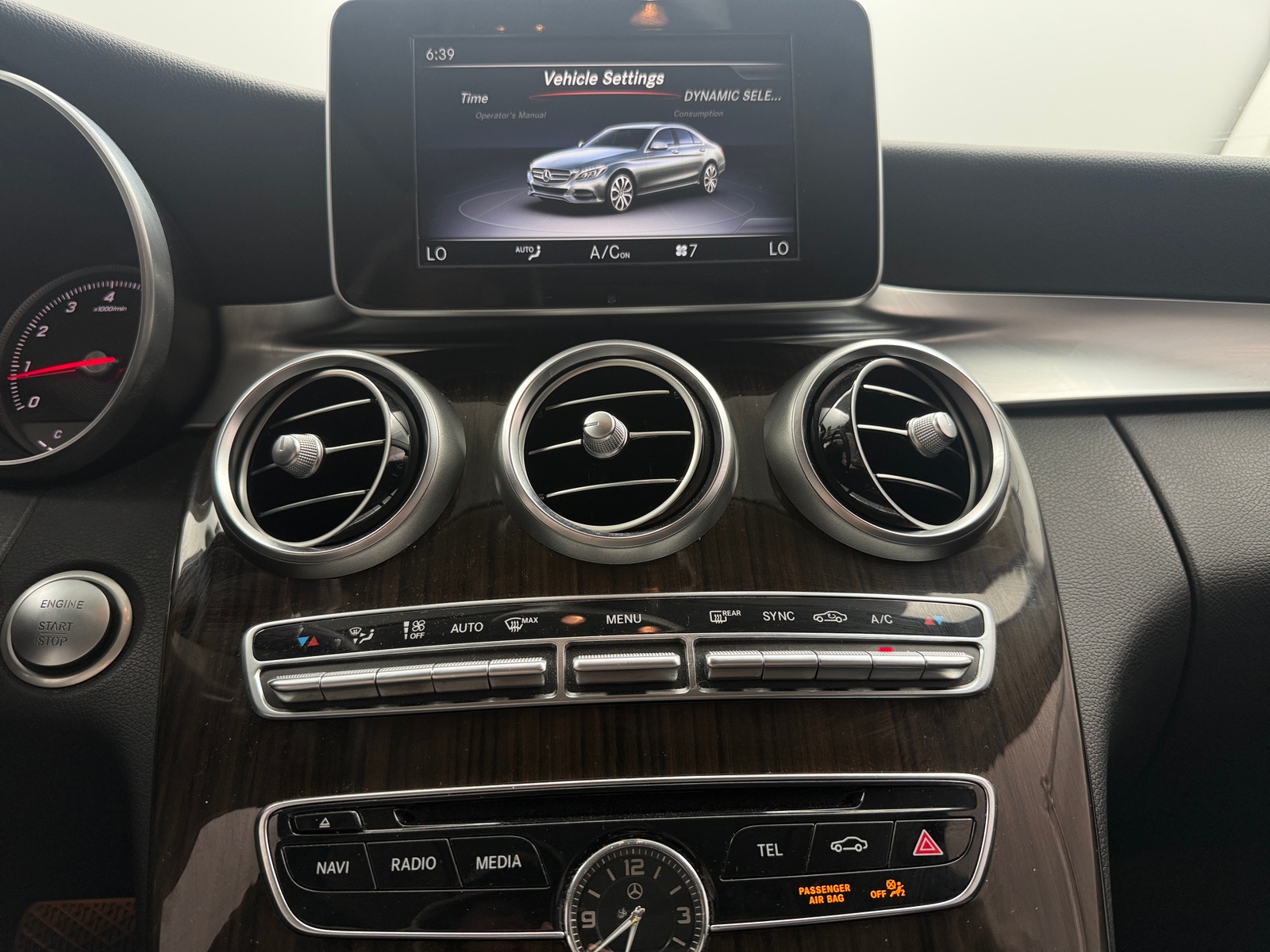 Thumbnail: 2018 Mercedes-Benz C-Class - 3