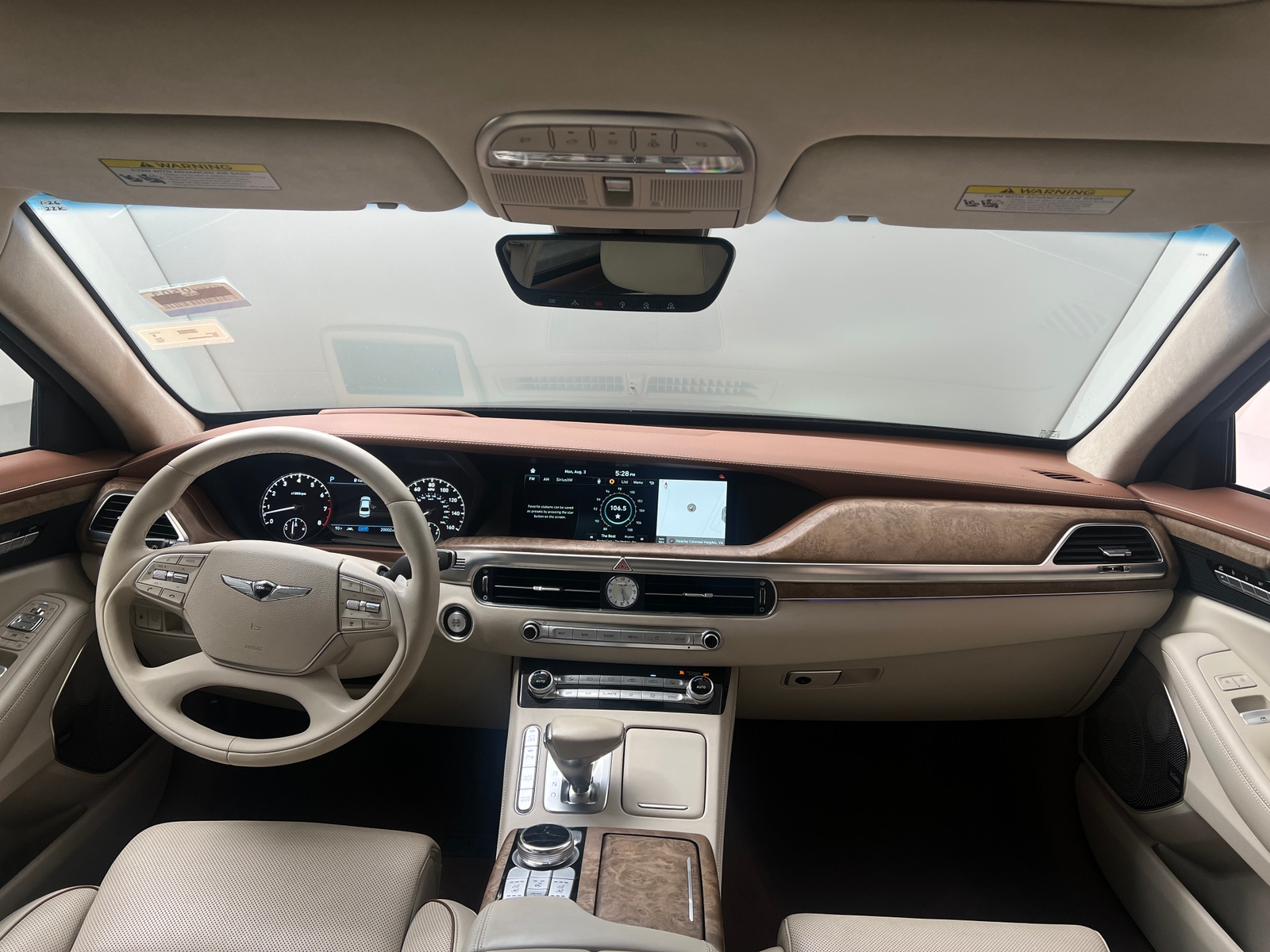 Thumbnail: 2022 Genesis G90 - 2