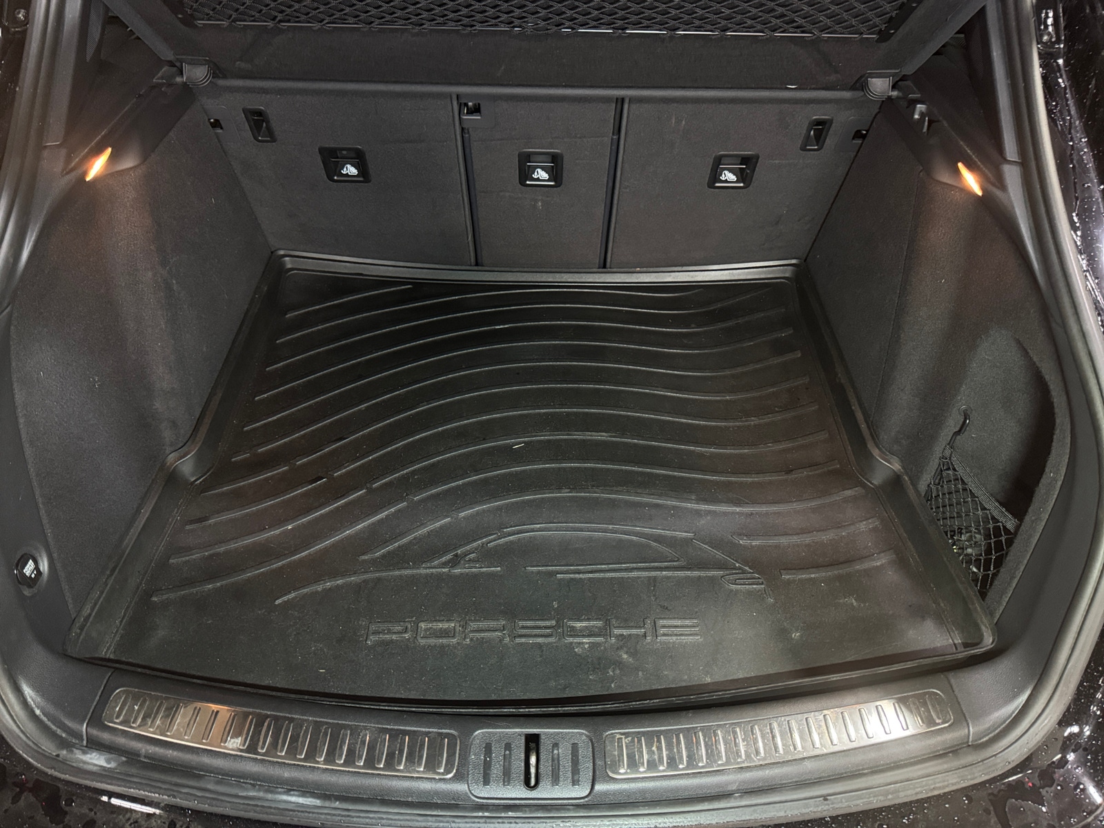 Thumbnail: 2015 Porsche Macan - 7