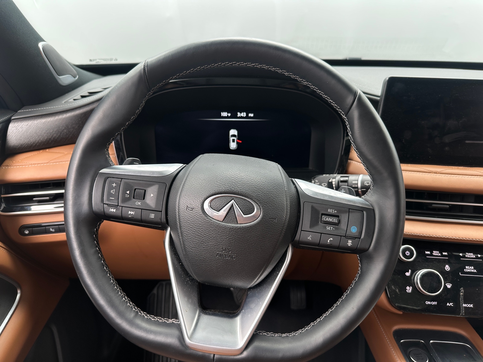 Thumbnail: 2023 INFINITI QX60 - 4