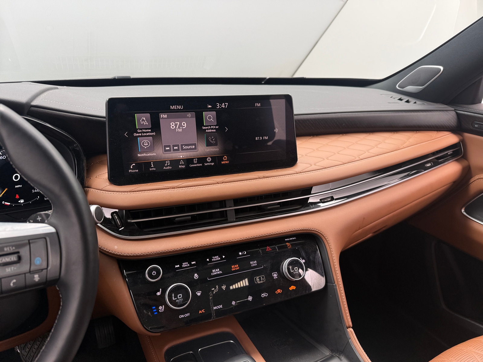 Thumbnail: 2023 INFINITI QX60 - 3