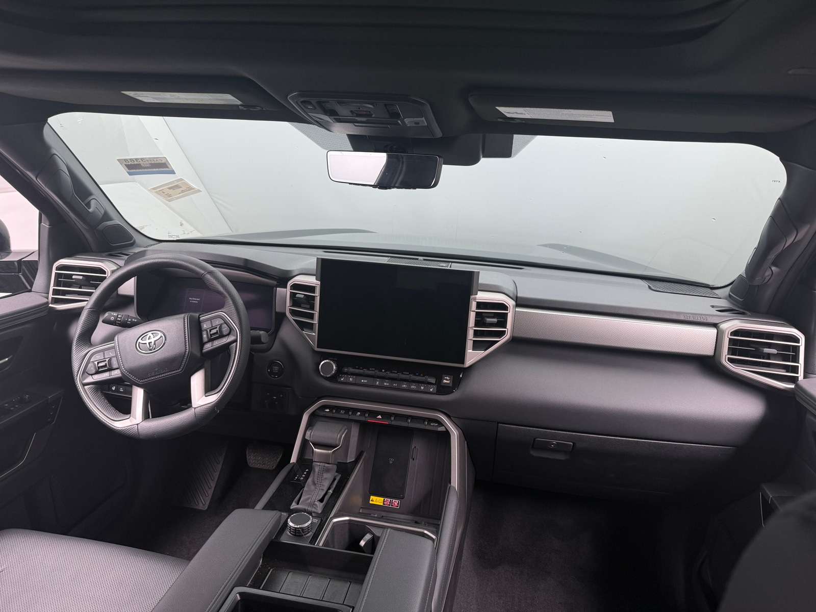 Thumbnail: 2025 Toyota Tundra - 2