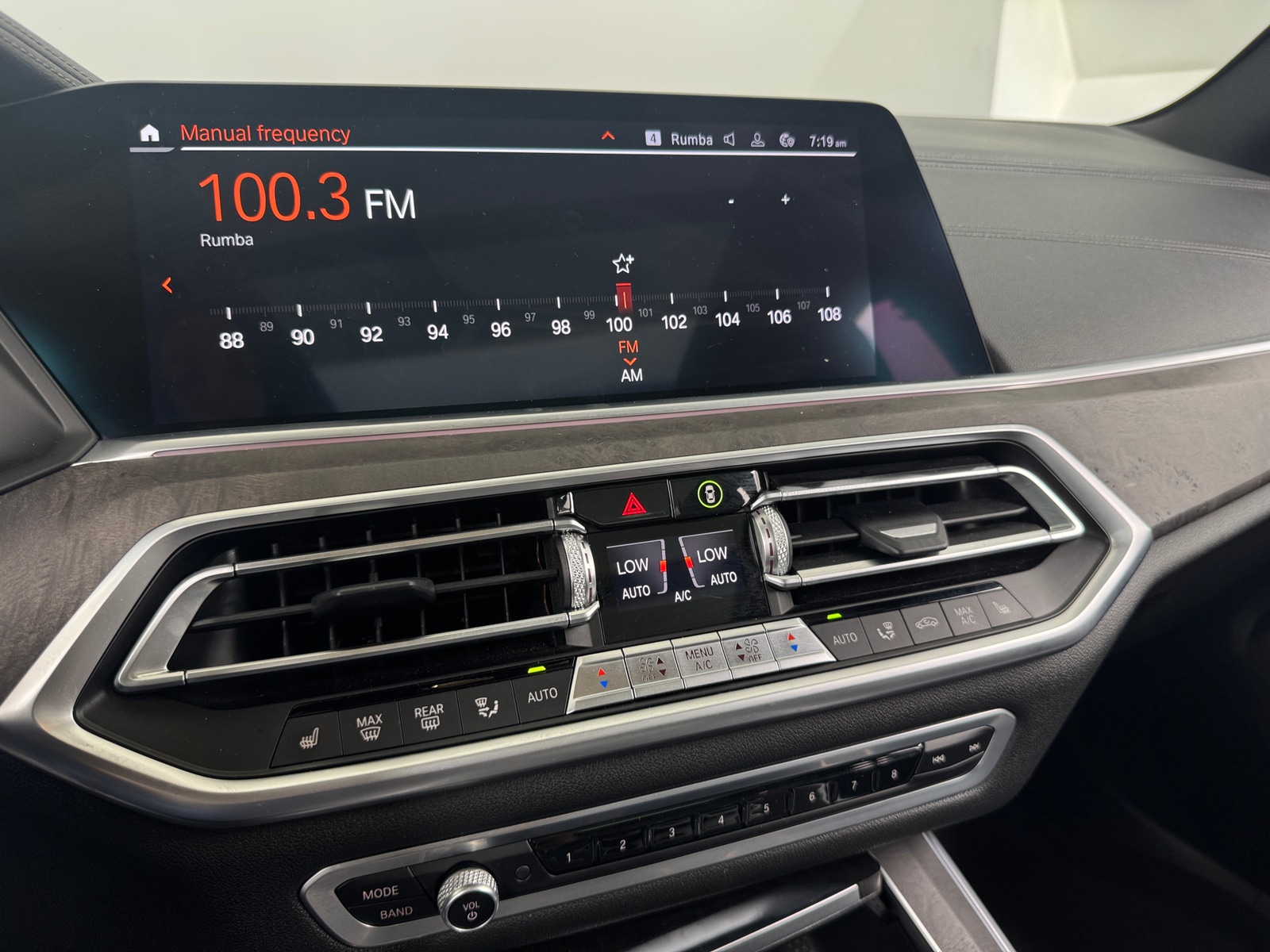 Thumbnail: 2021 BMW X5 - 3