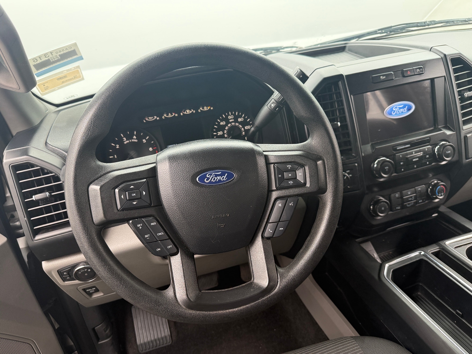 Thumbnail: 2020 Ford Econoline - 5
