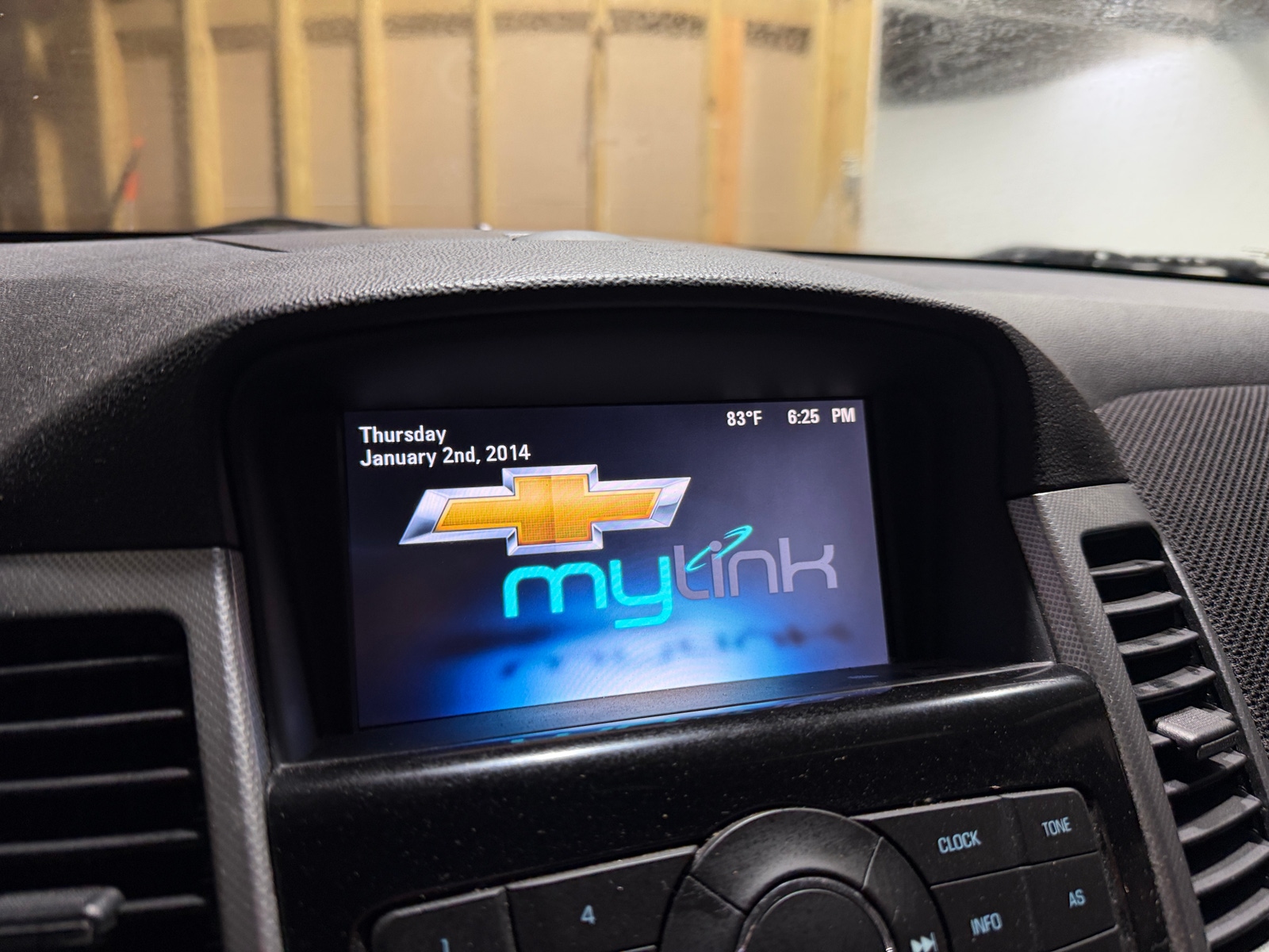 Thumbnail: 2013 Chevrolet Cruze - 3
