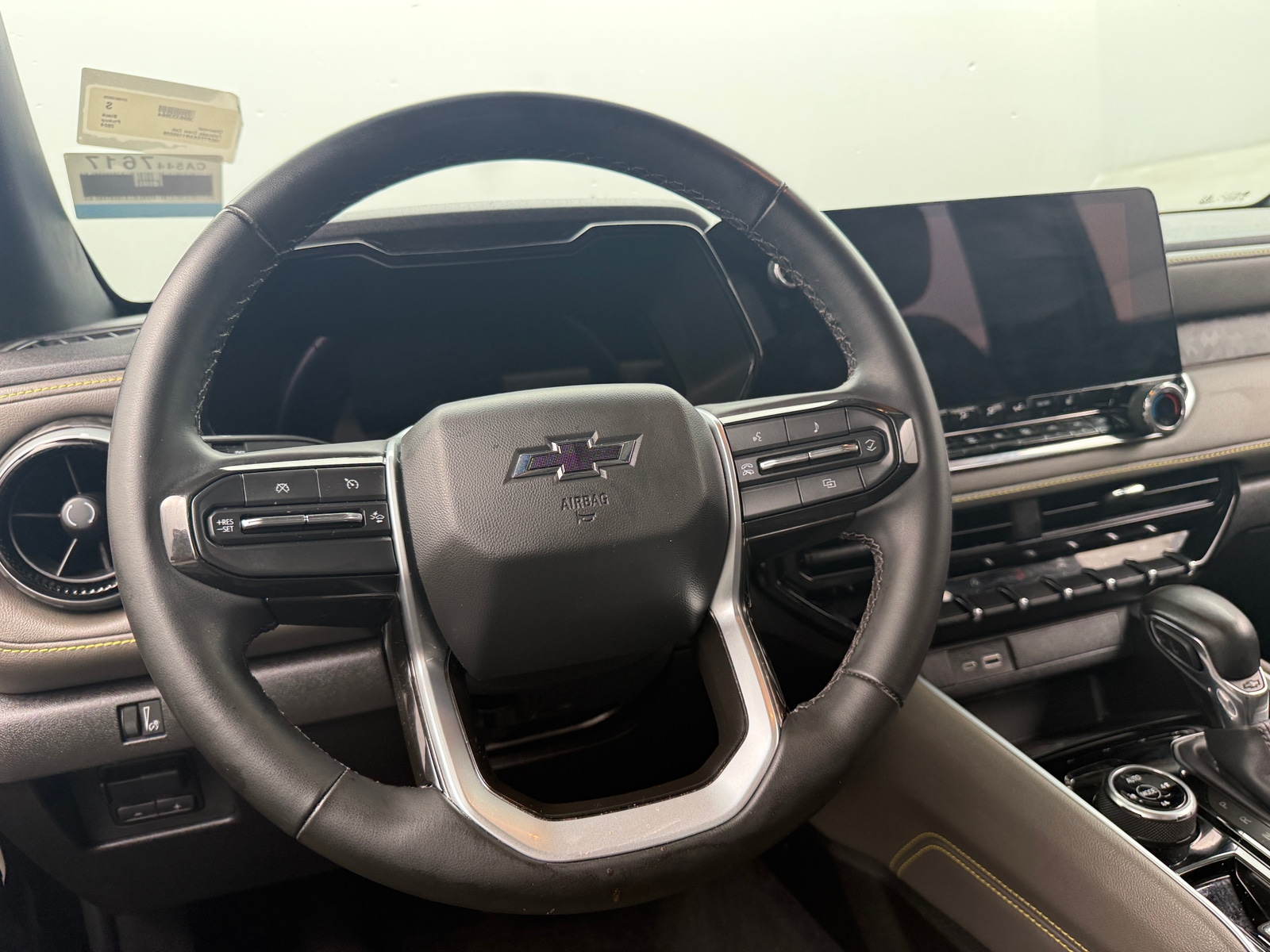 Thumbnail: 2024 Chevrolet Colorado - 4