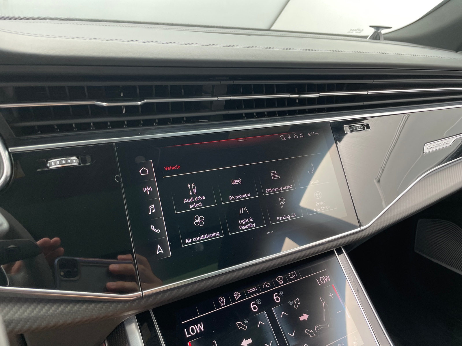 Thumbnail: 2022 Audi RS Q8 - 3