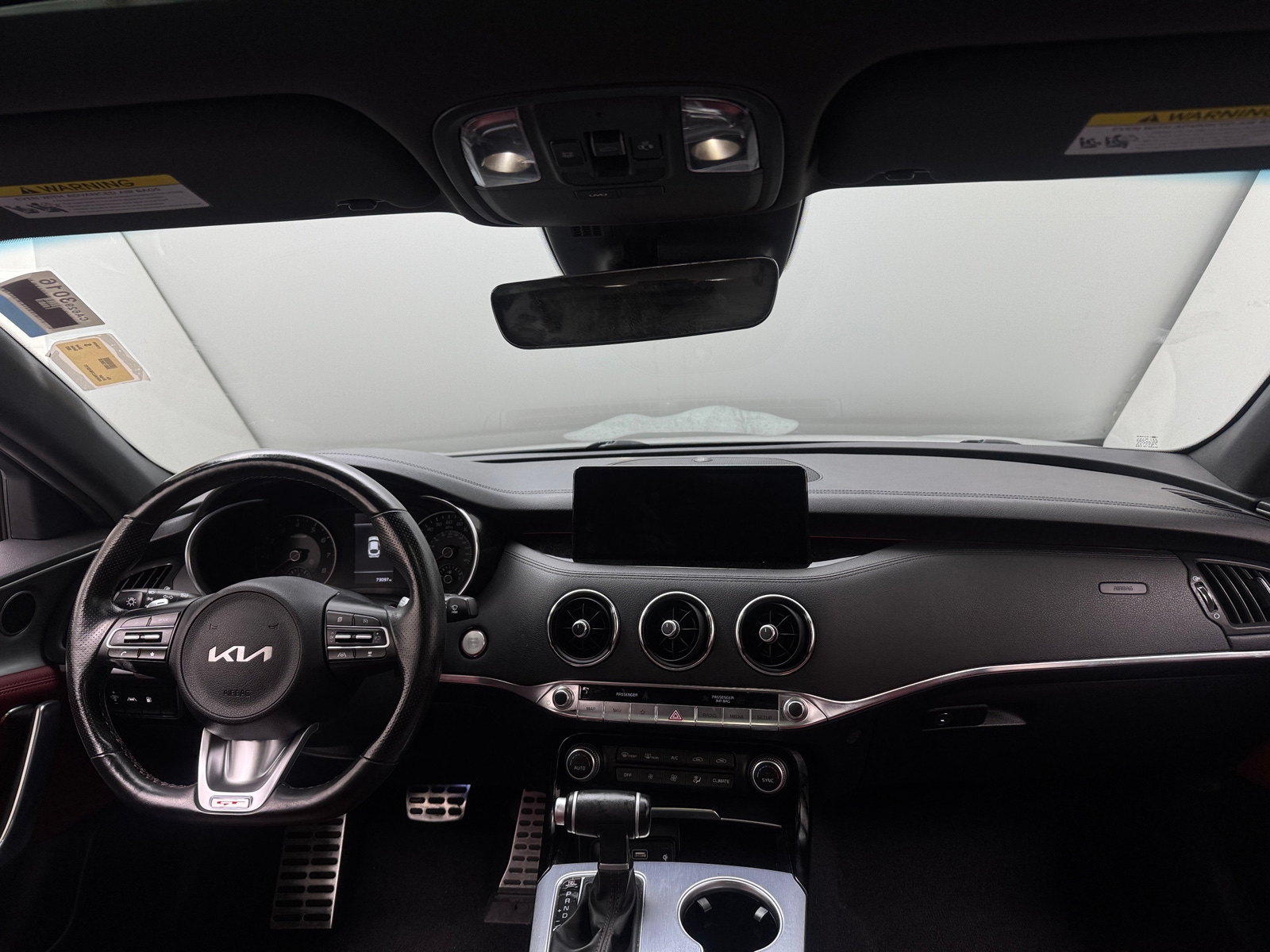 Thumbnail: 2022 Kia Stinger - 2