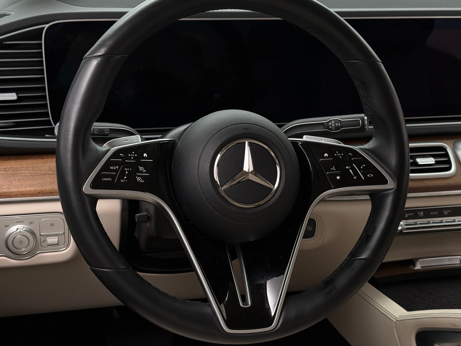 Thumbnail: 2025 Mercedes-Benz GLE - 4