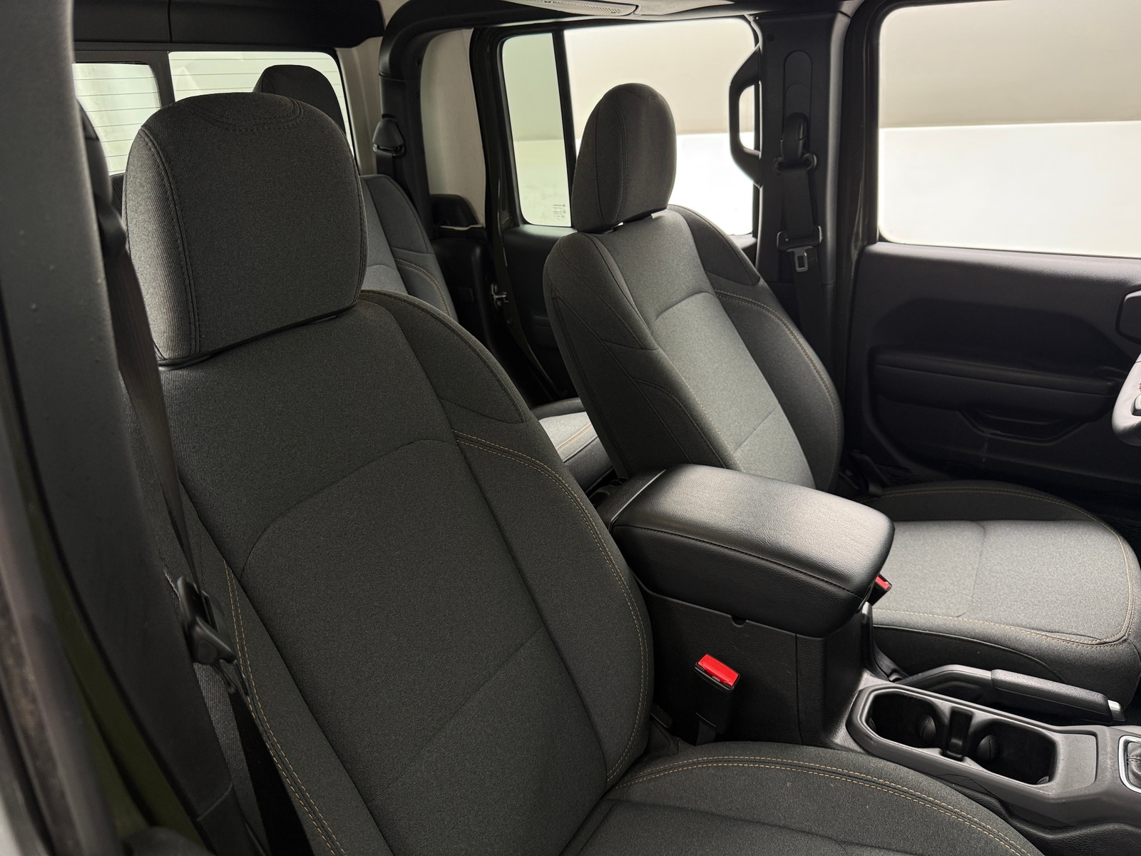 Thumbnail: 2024 Jeep Gladiator - 2