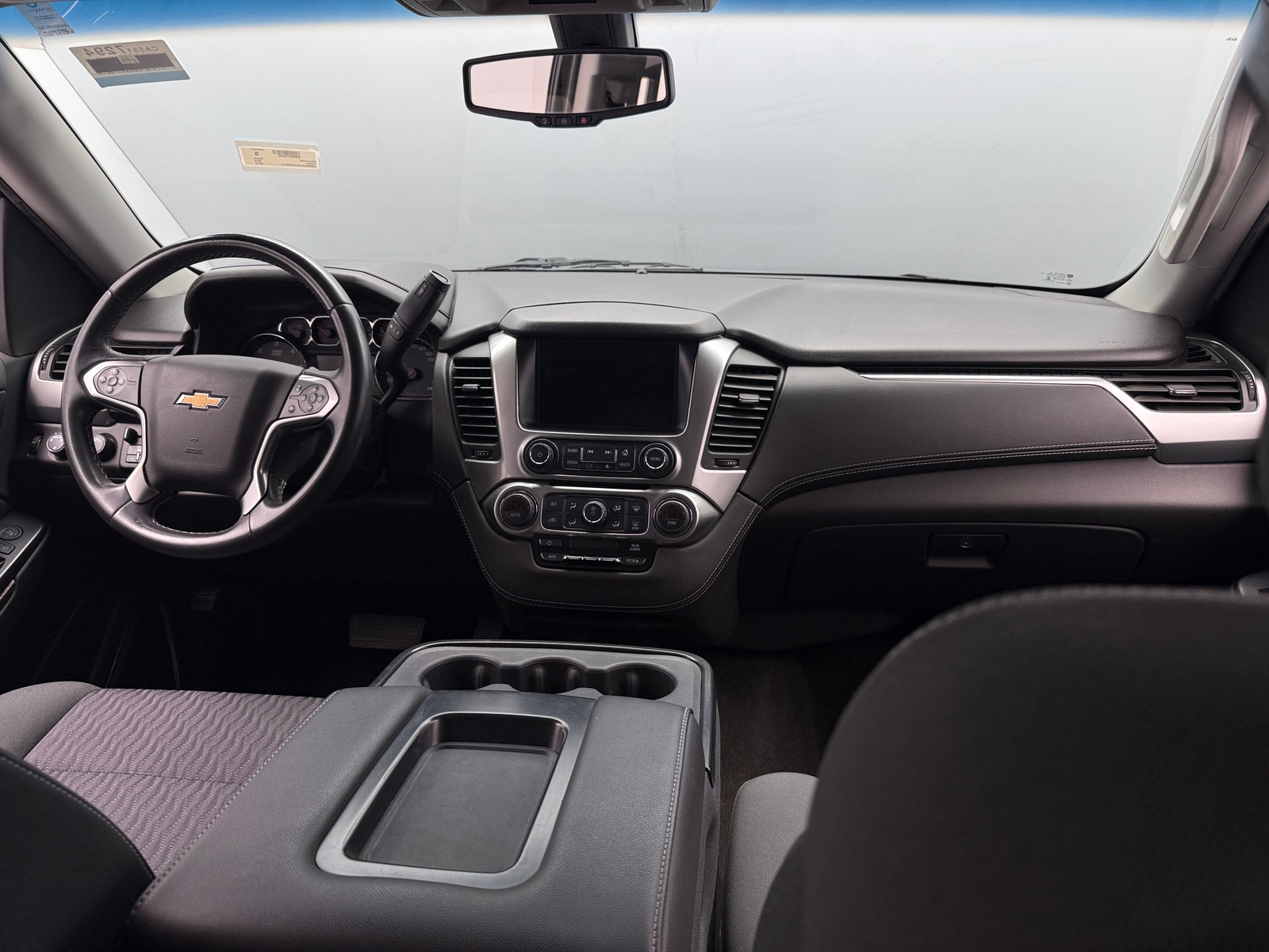 Thumbnail: 2018 Chevrolet Tahoe - 3