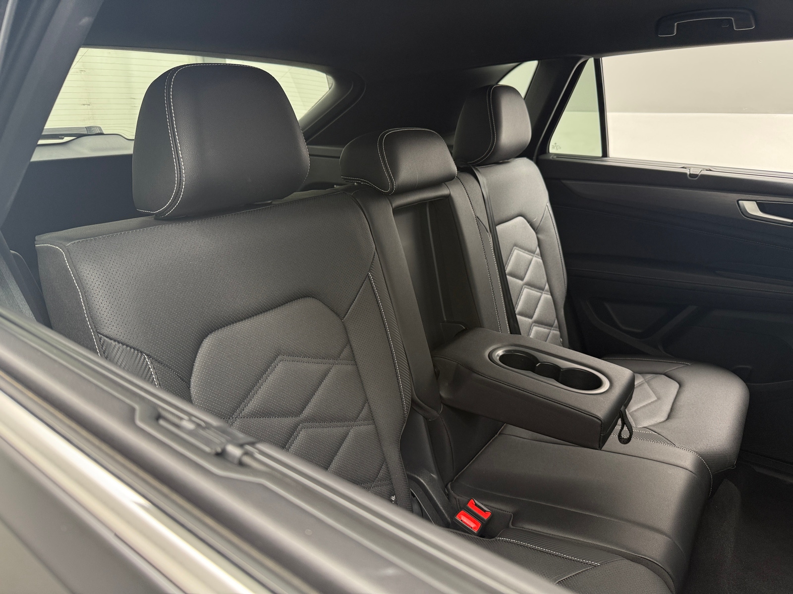 Thumbnail: 2026 Volkswagen Atlas - 5