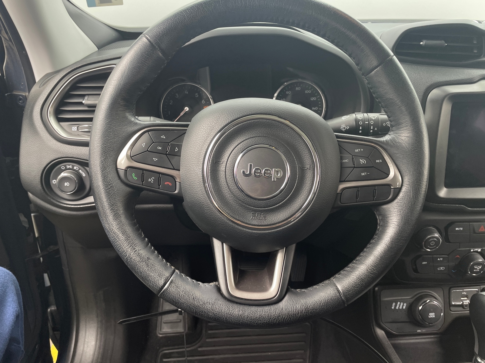 Thumbnail: 2021 Jeep Renegade - 4