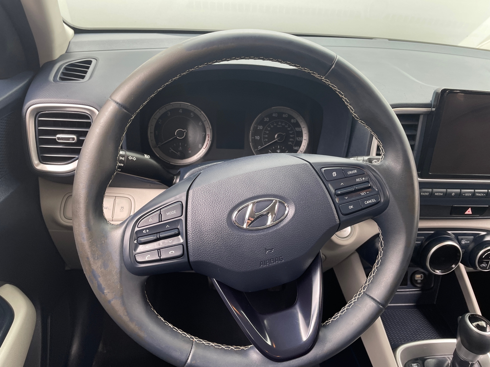 Thumbnail: 2021 Hyundai Venue - 4