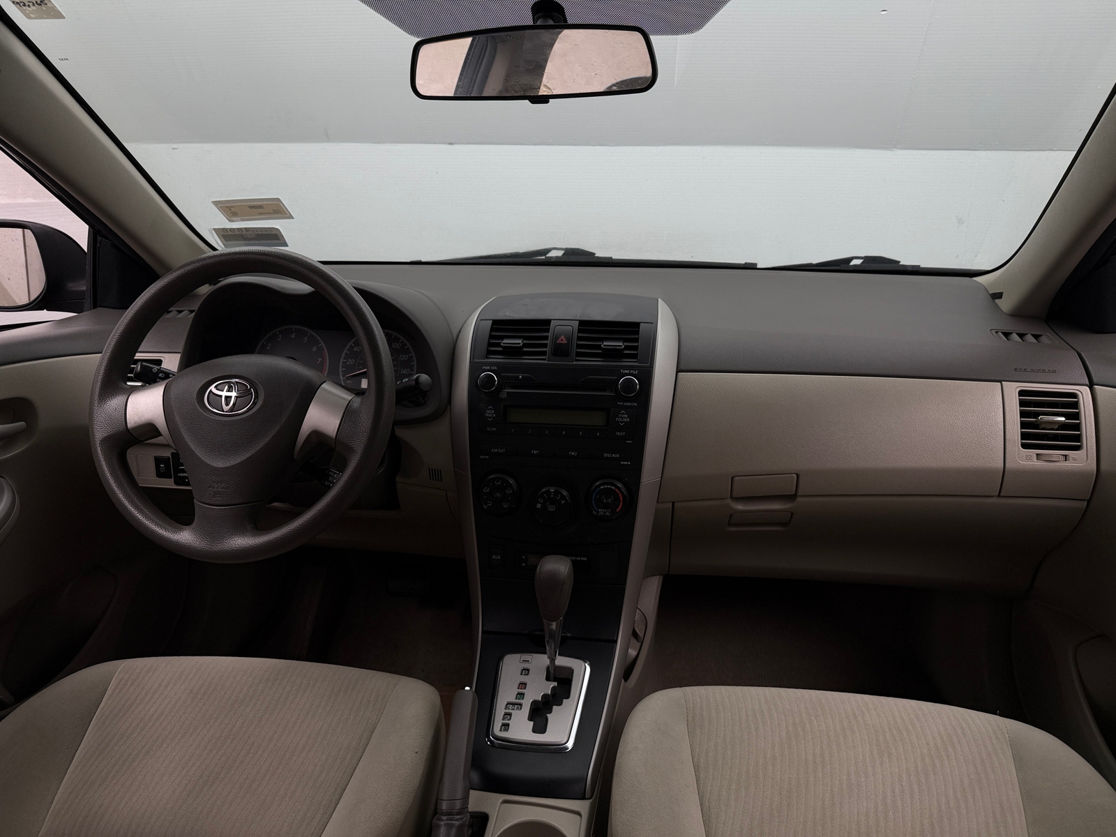 Thumbnail: 2010 Toyota Corolla - 3