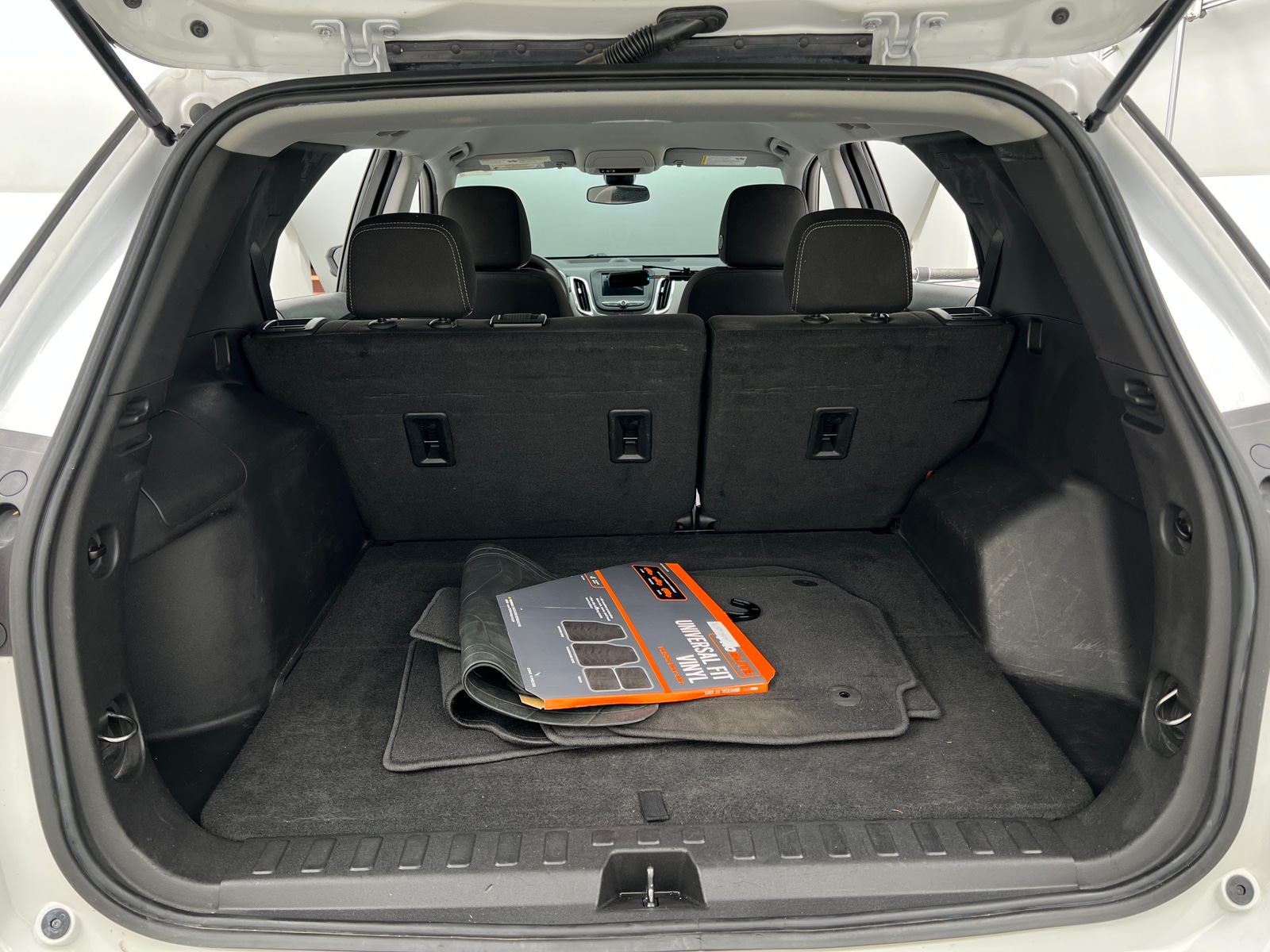 Thumbnail: 2023 Chevrolet Equinox - 7