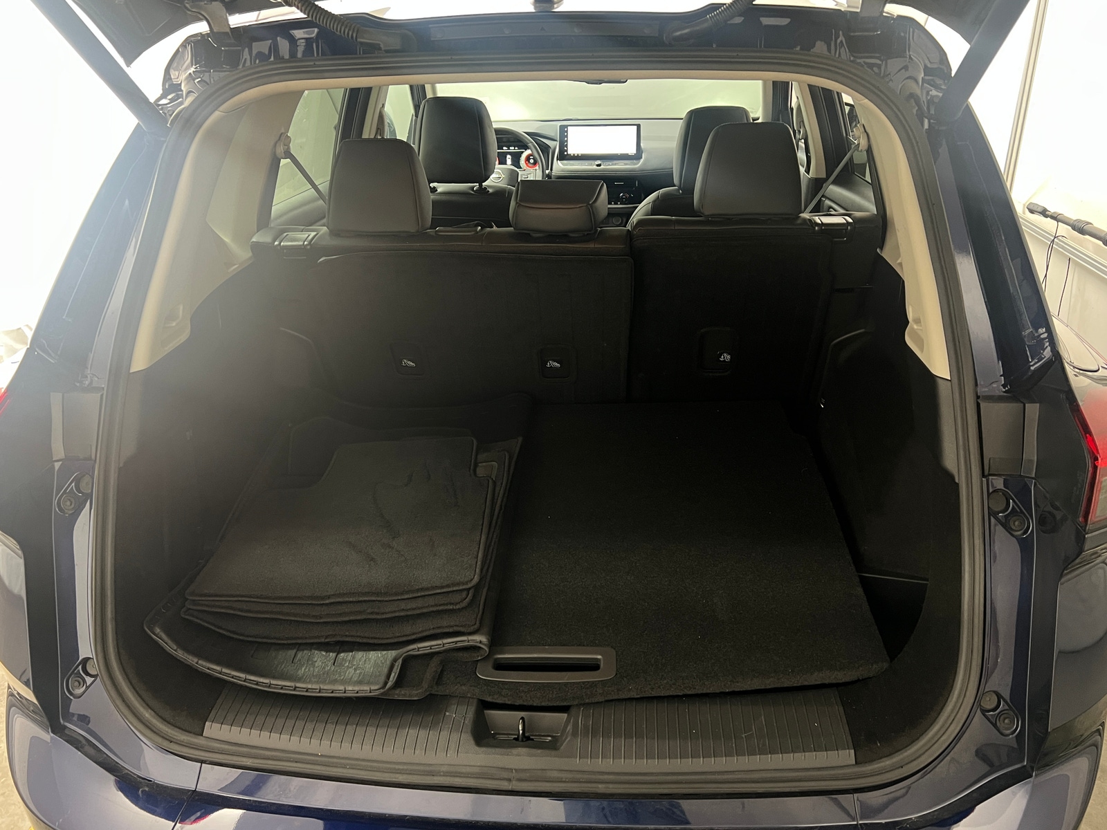Thumbnail: 2026 Nissan Rogue - 6
