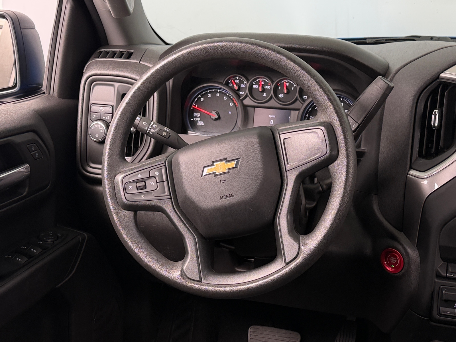 Thumbnail: 2024 Chevrolet Silverado 1500 - 5