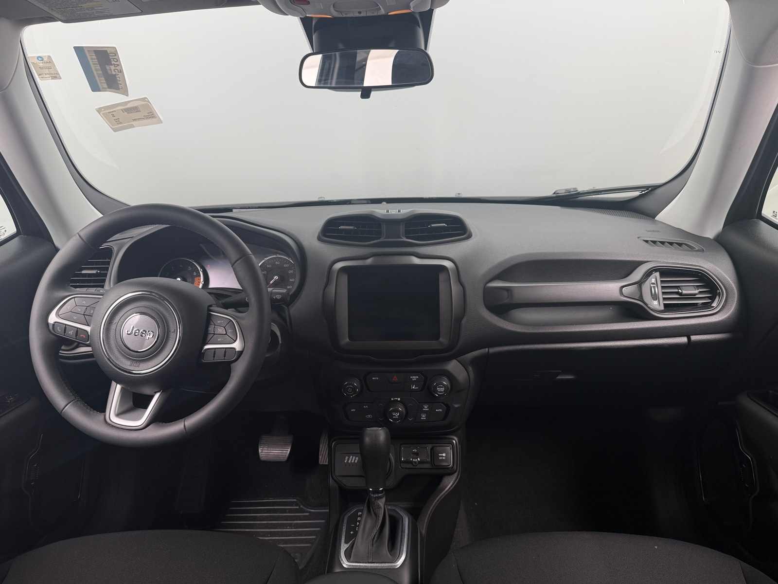 Thumbnail: 2023 Jeep Renegade - 3