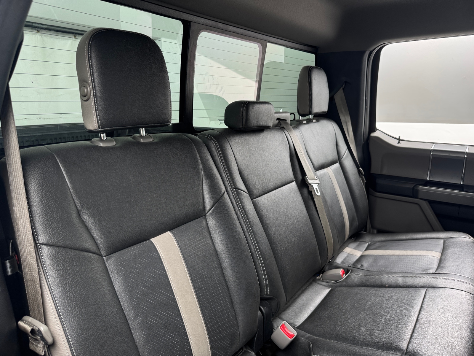 Thumbnail: 2017 Ford Econoline - 6