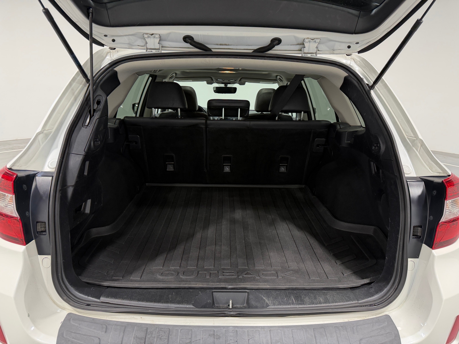 Thumbnail: 2017 Subaru Outback - 6