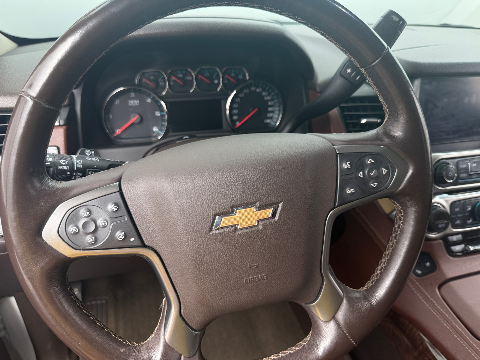 Thumbnail: 2018 Chevrolet Suburban - 4