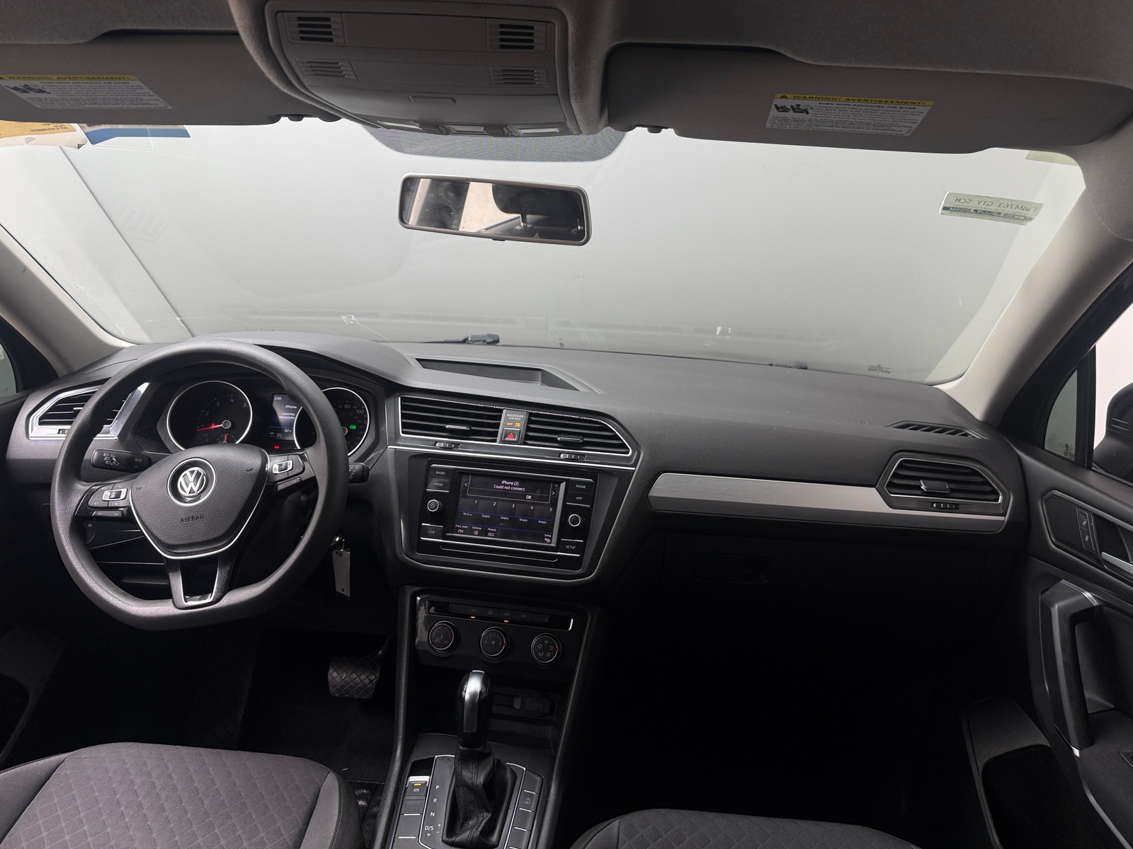 Thumbnail: 2018 Volkswagen Tiguan - 3