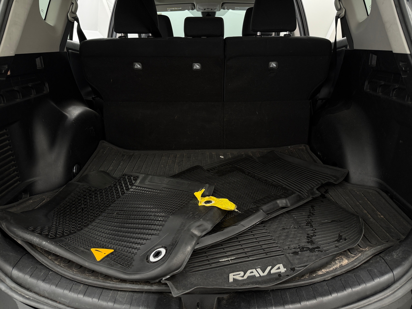 Thumbnail: 2018 Toyota RAV4 - 7