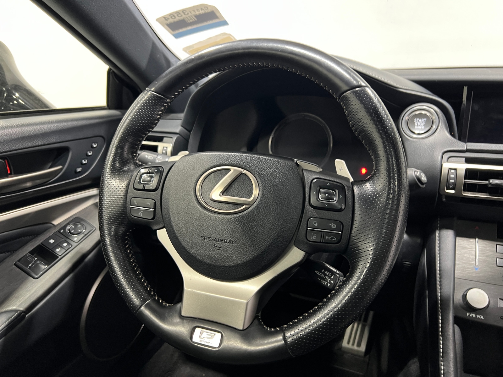 Thumbnail: 2020 Lexus RC - 3