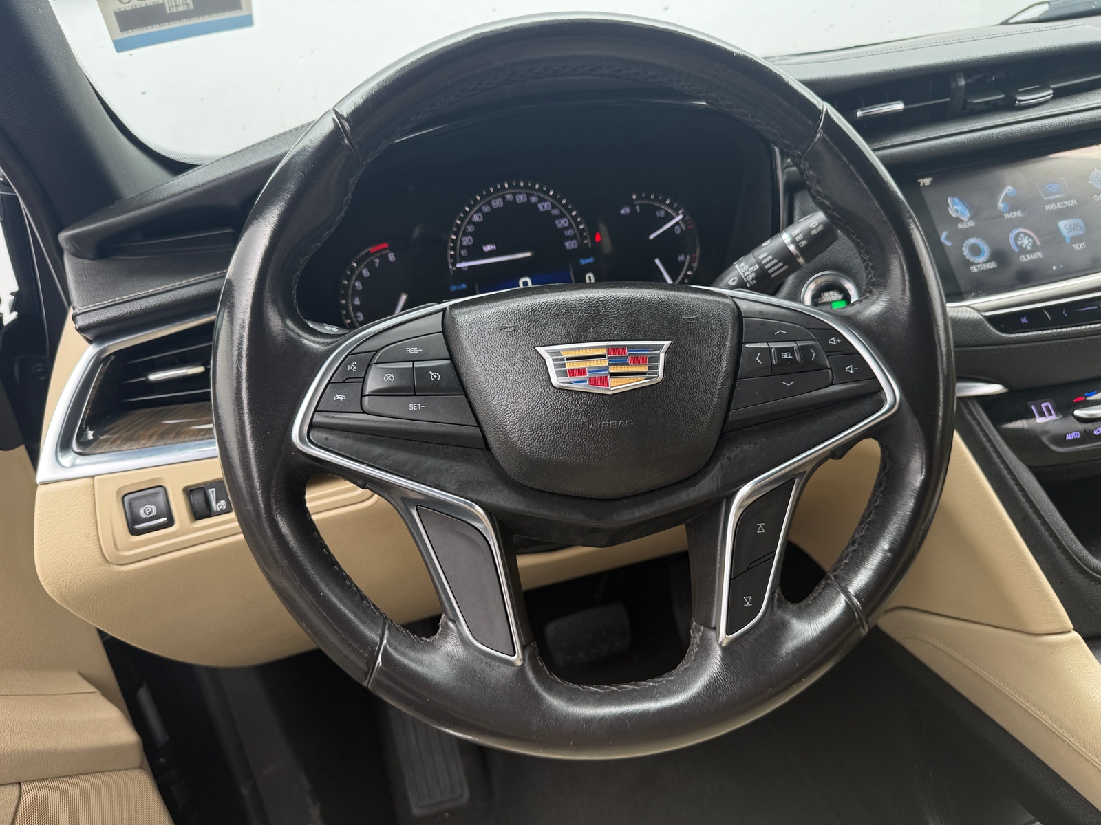 Thumbnail: 2018 Cadillac XT5 - 4