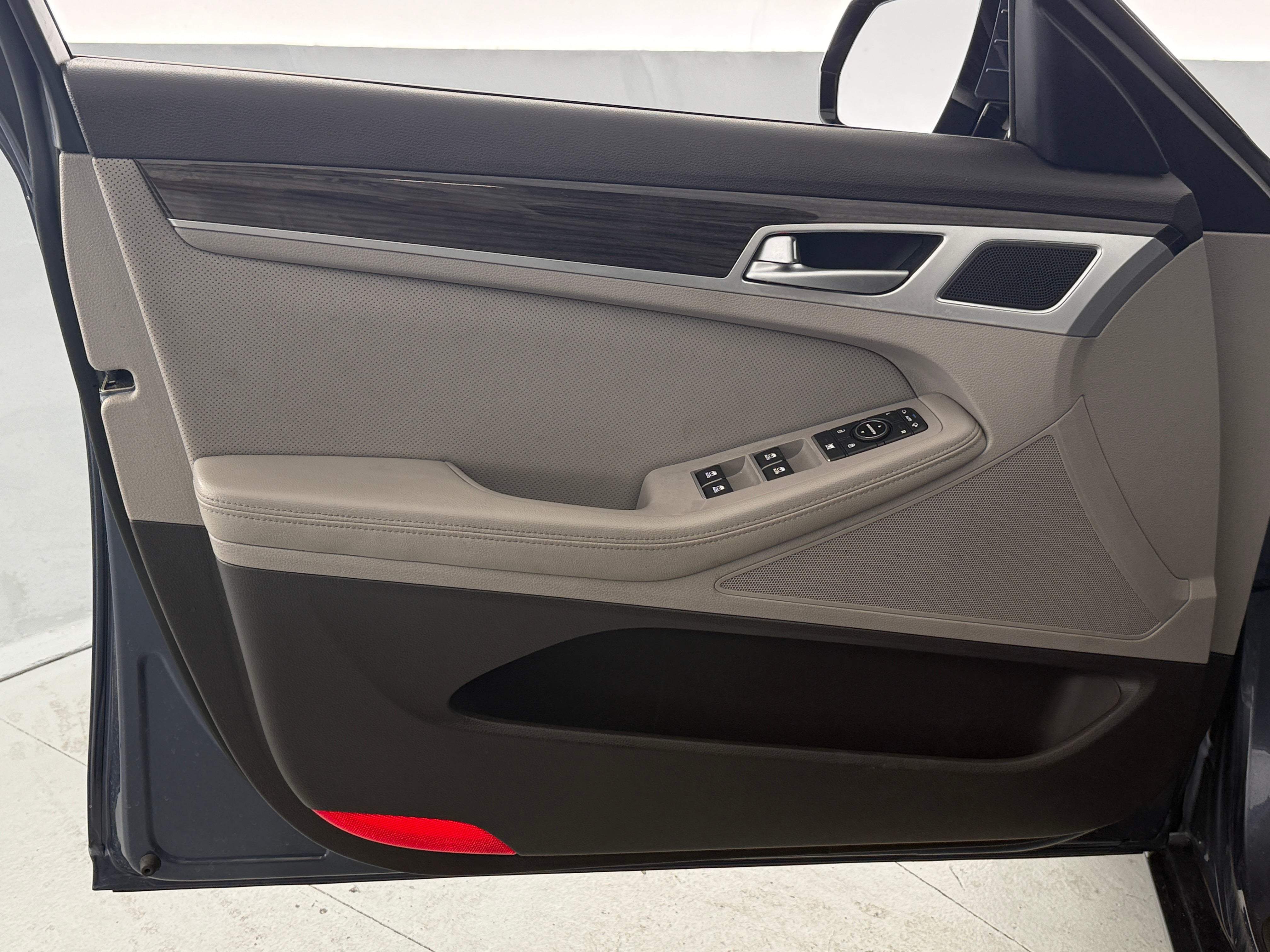 2016 Hyundai Genesis