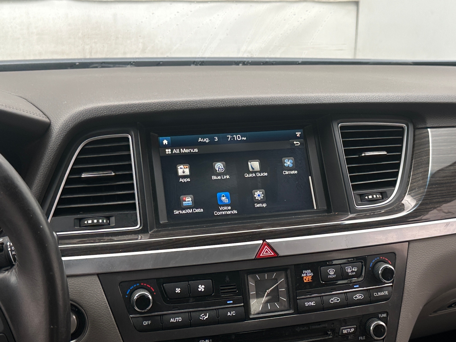Thumbnail: 2016 Hyundai Genesis - 3