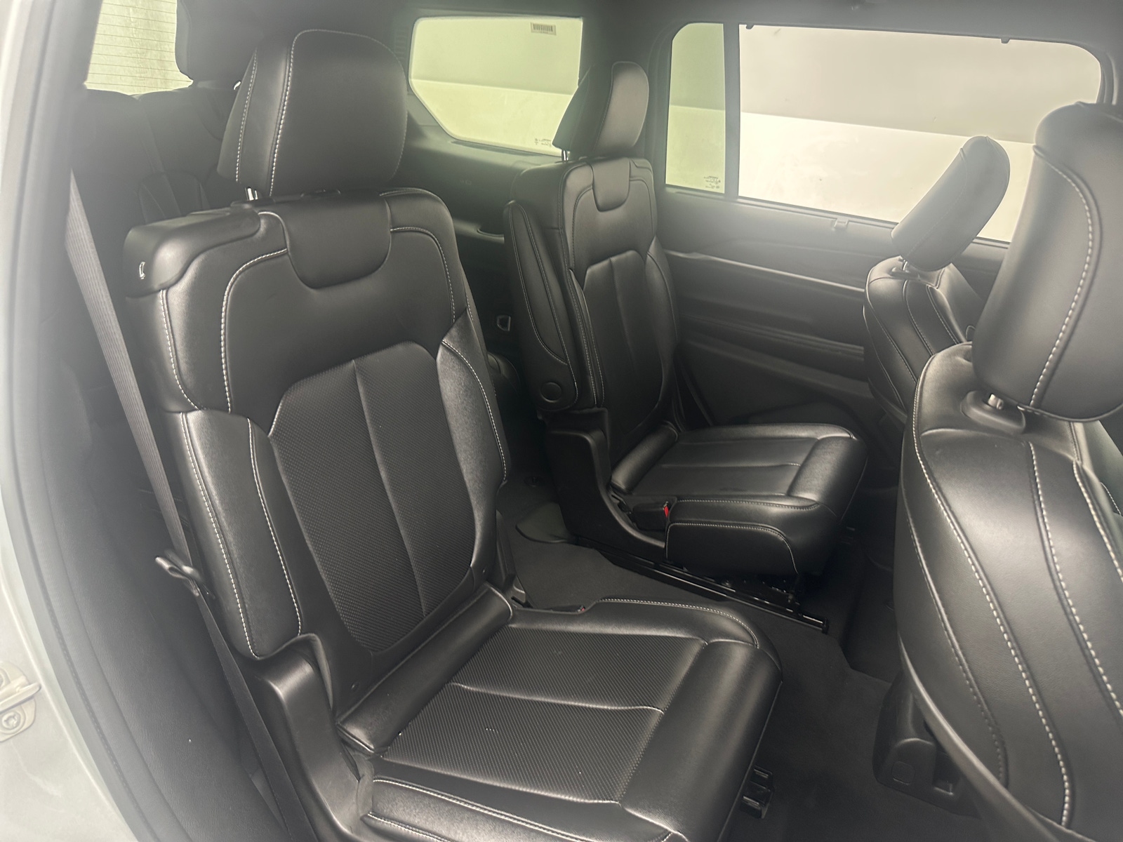 Thumbnail: 2024 Jeep Grand Cherokee L - 5