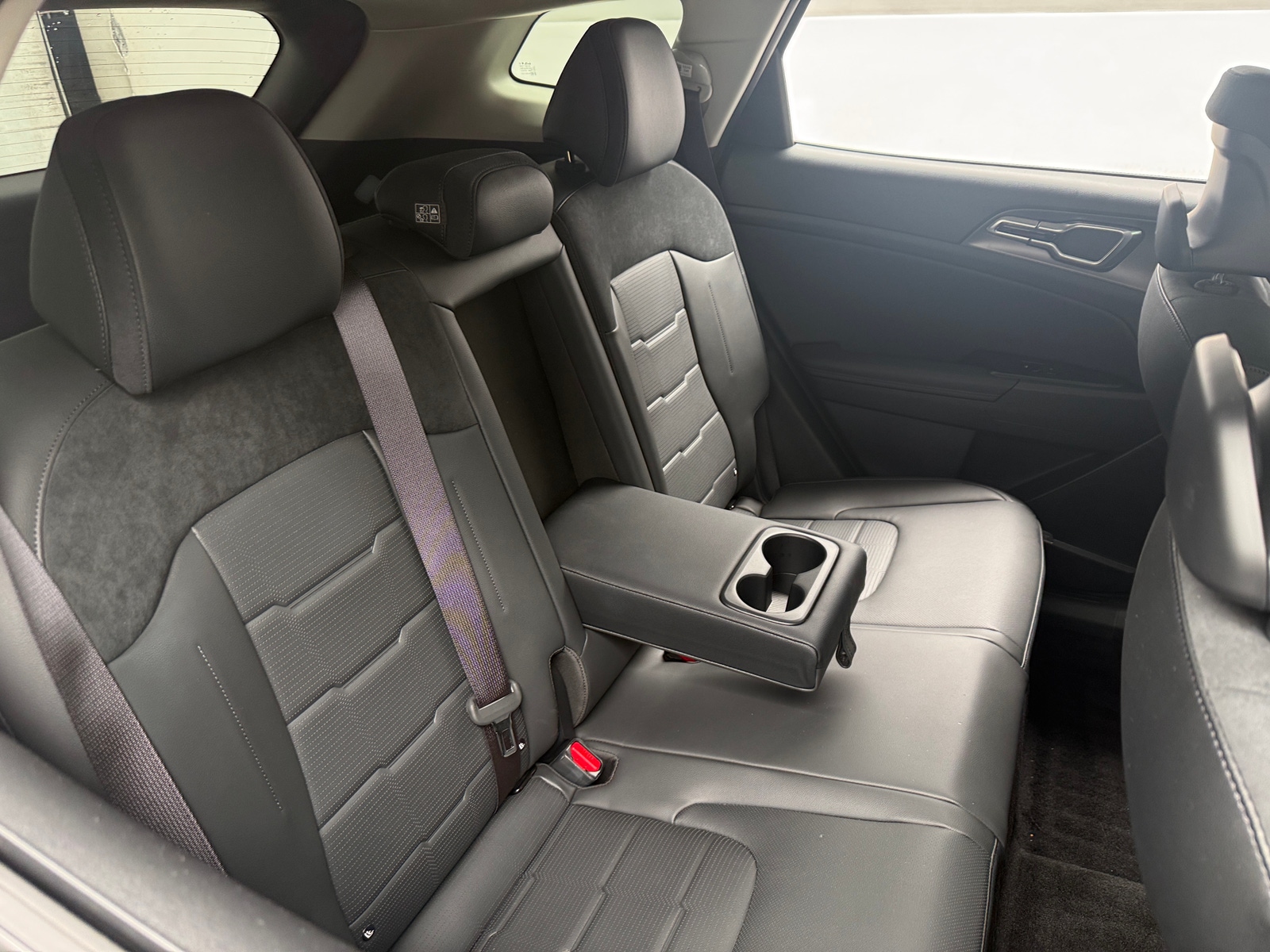 Thumbnail: 2026 Kia Sportage - 5