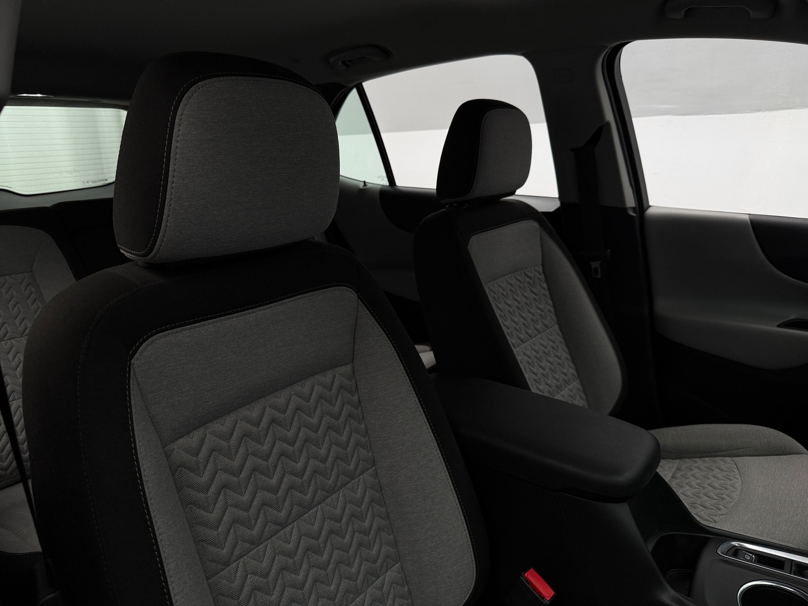 Thumbnail: 2023 Chevrolet Equinox - 2