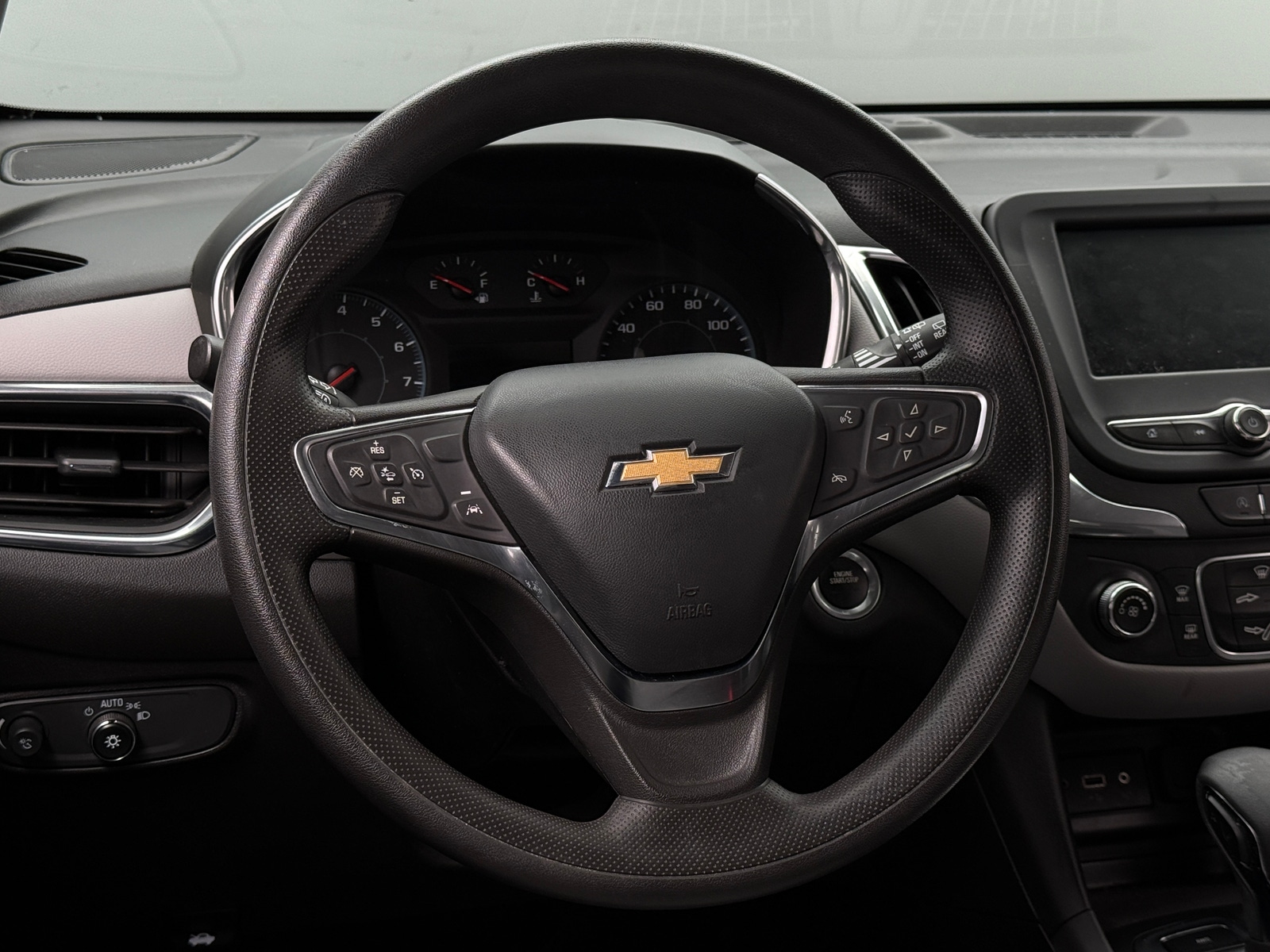 Thumbnail: 2023 Chevrolet Equinox - 5