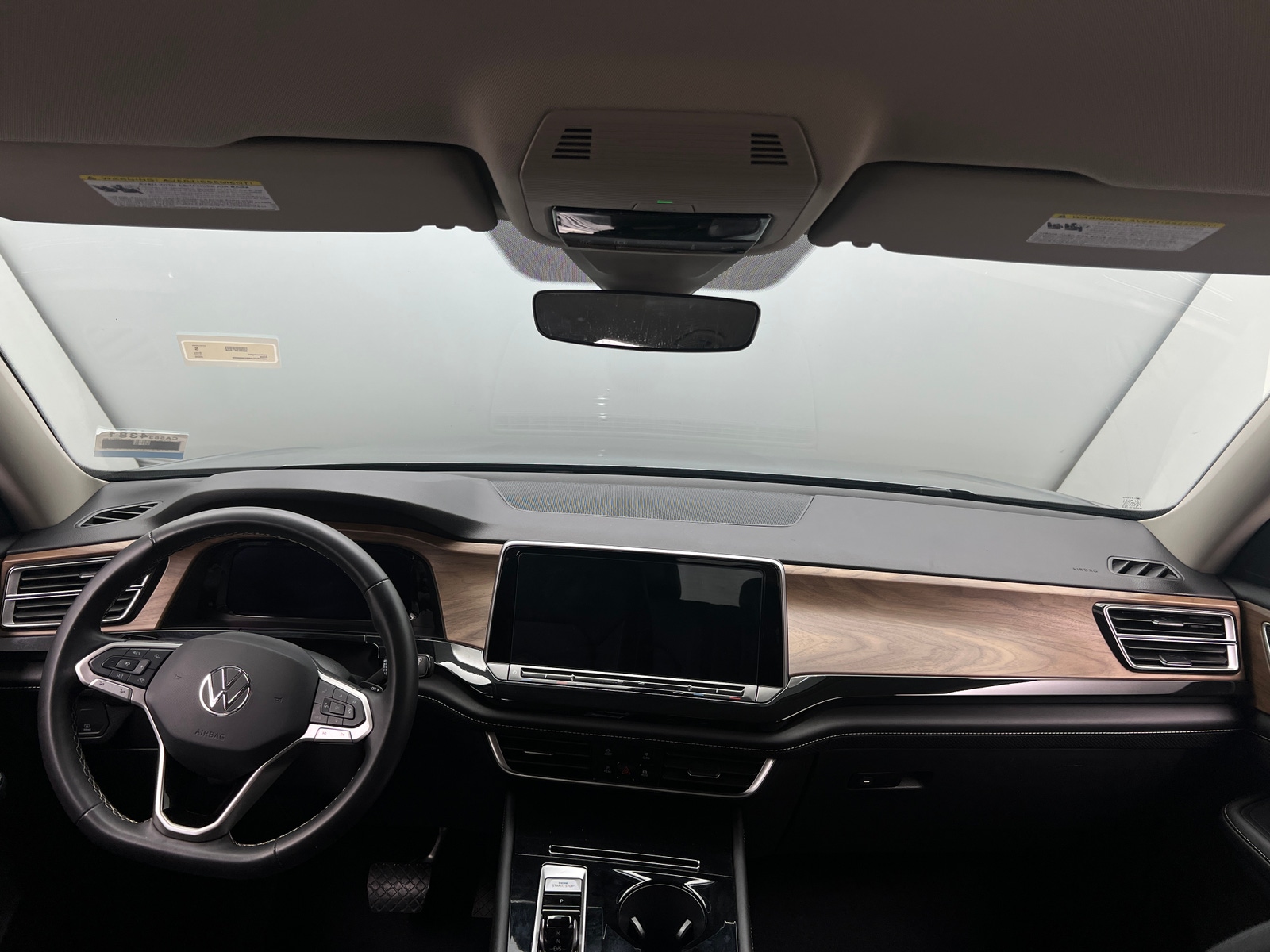 Thumbnail: 2025 Volkswagen Atlas - 2