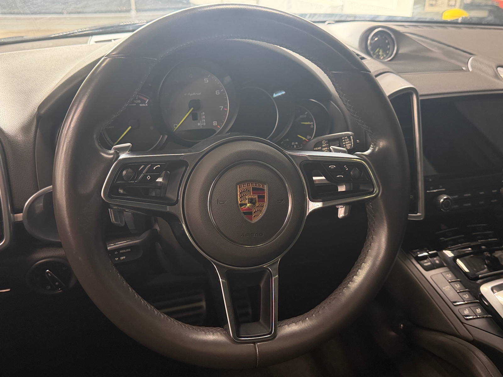 Thumbnail: 2017 Porsche Cayenne - 4