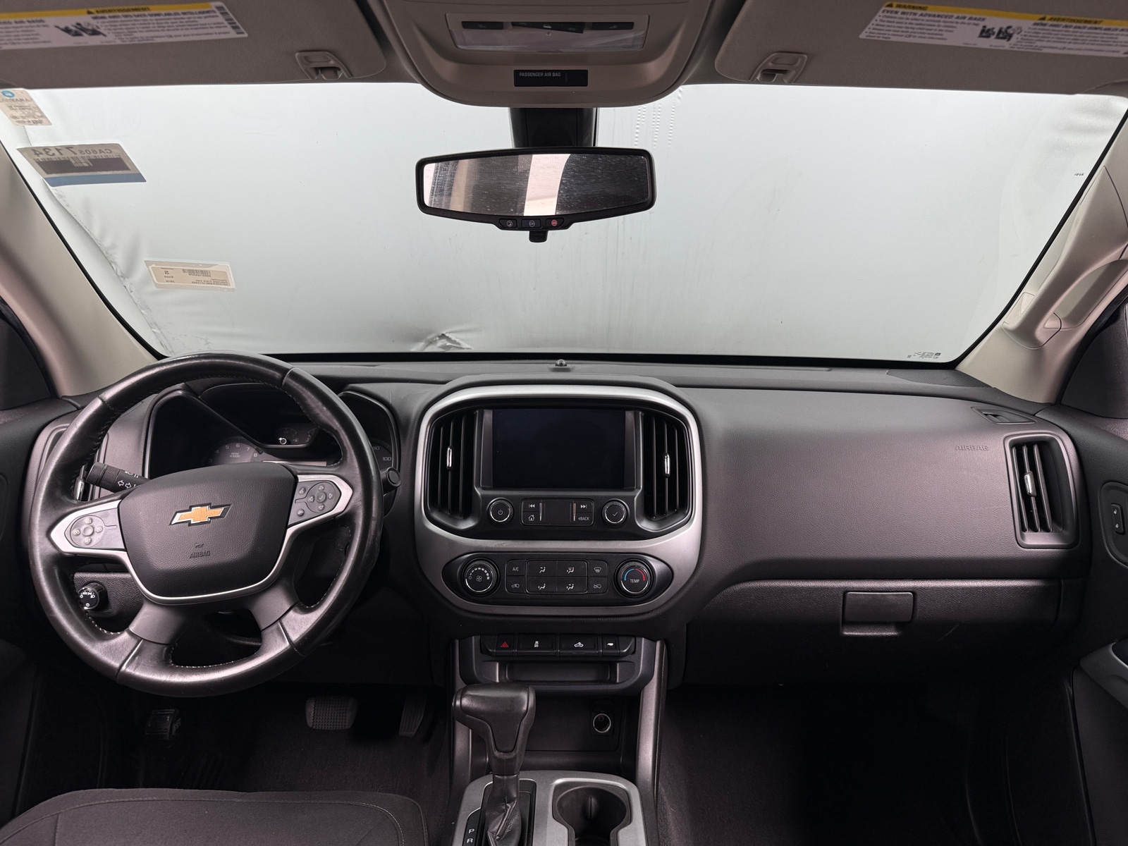 Thumbnail: 2019 Chevrolet Colorado - 3