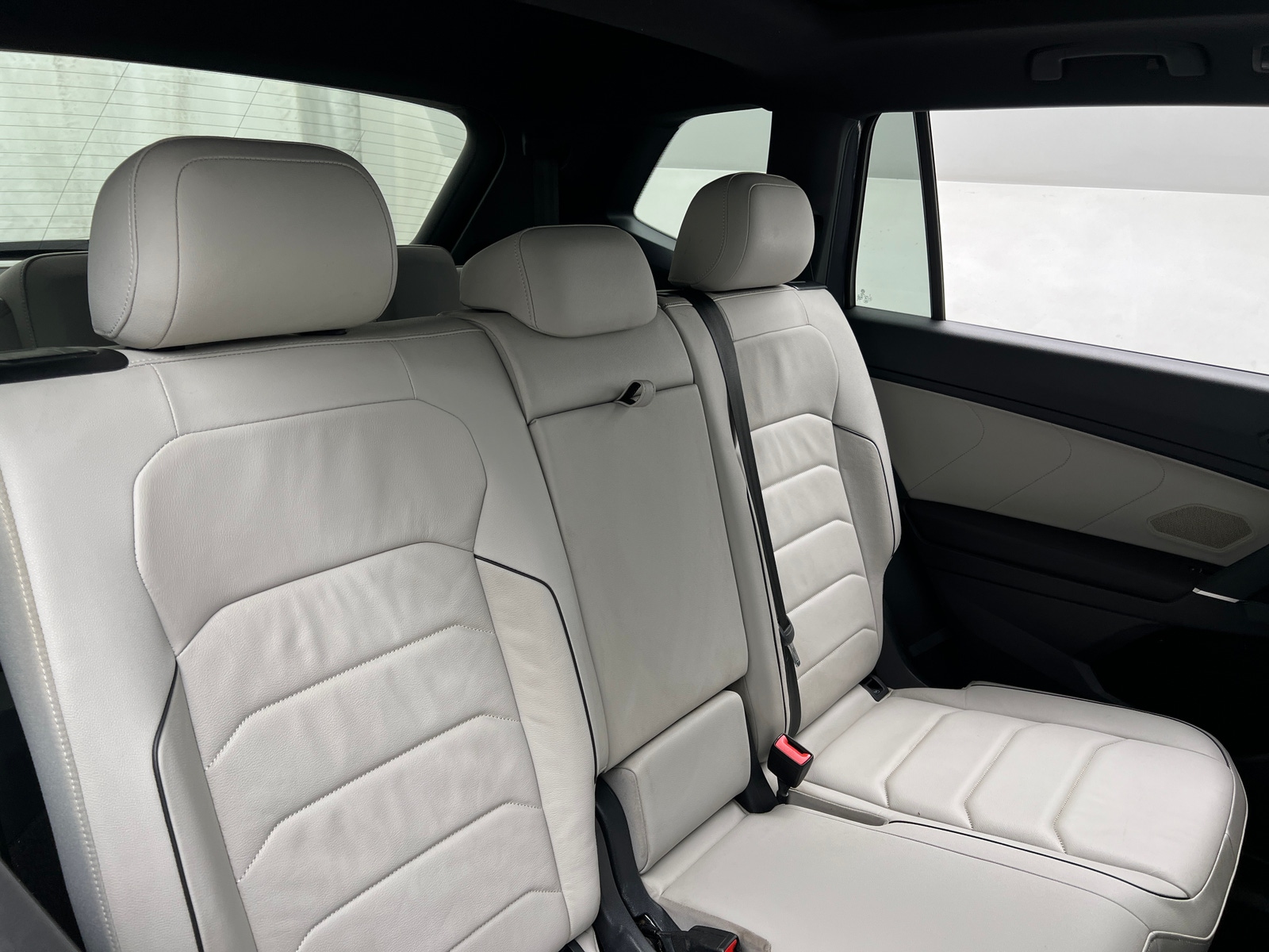 Thumbnail: 2020 Volkswagen Tiguan - 6