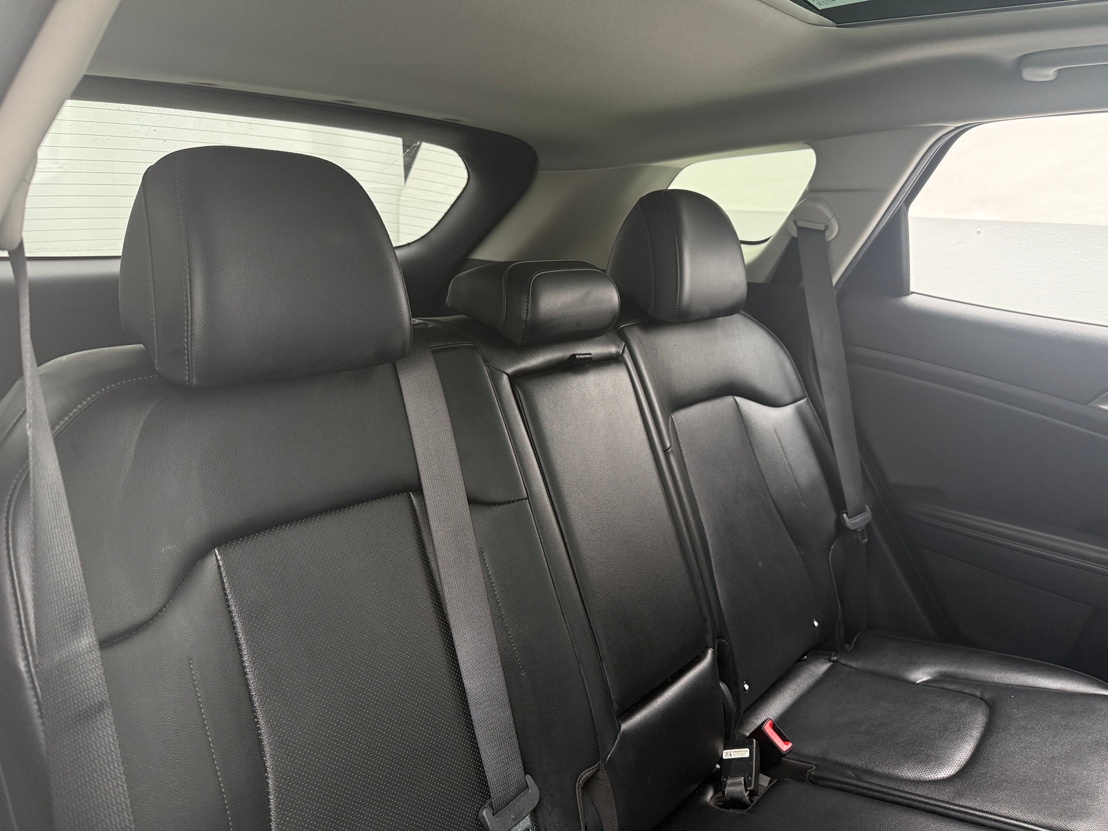 Thumbnail: 2023 Kia Sportage - 5