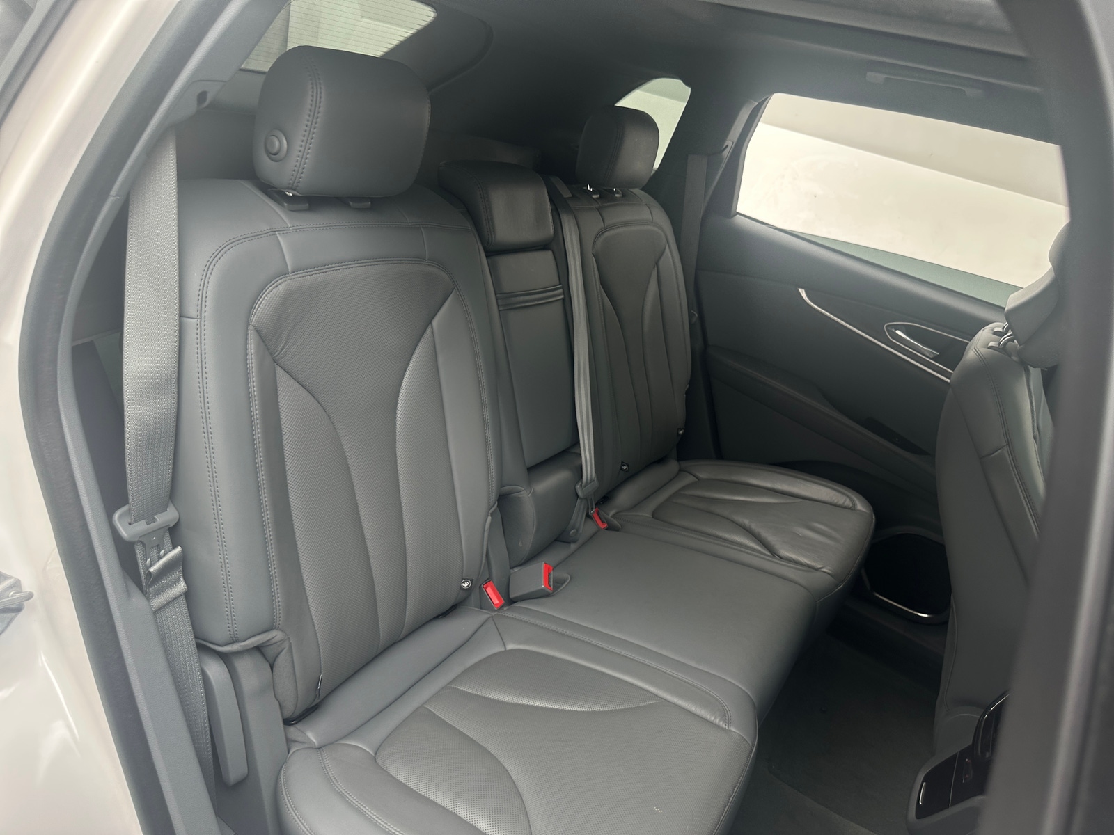 Thumbnail: 2019 Lincoln Nautilus - 5