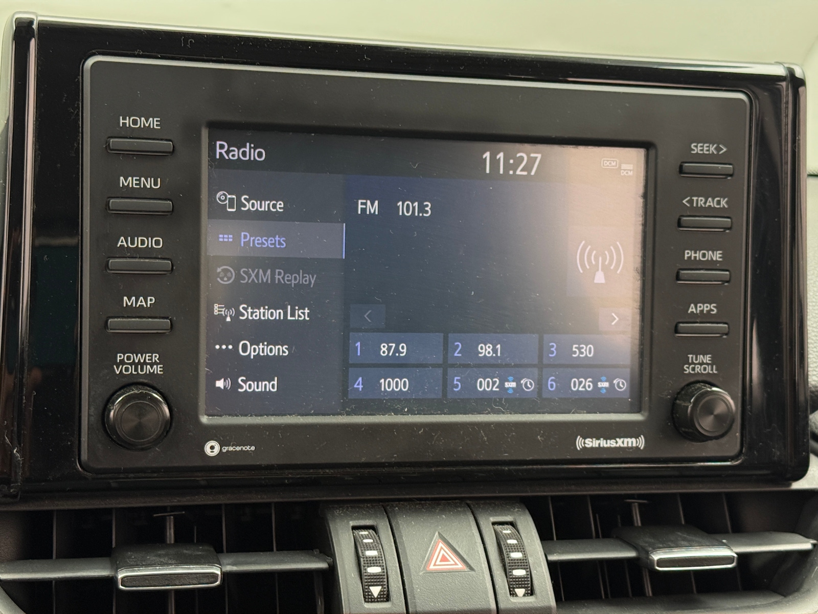 Thumbnail: 2021 Toyota RAV4 - 3