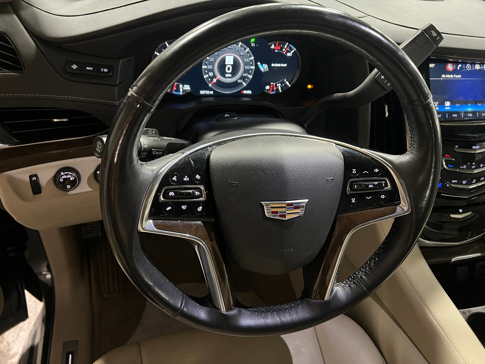 Thumbnail: 2019 Cadillac Escalade - 4