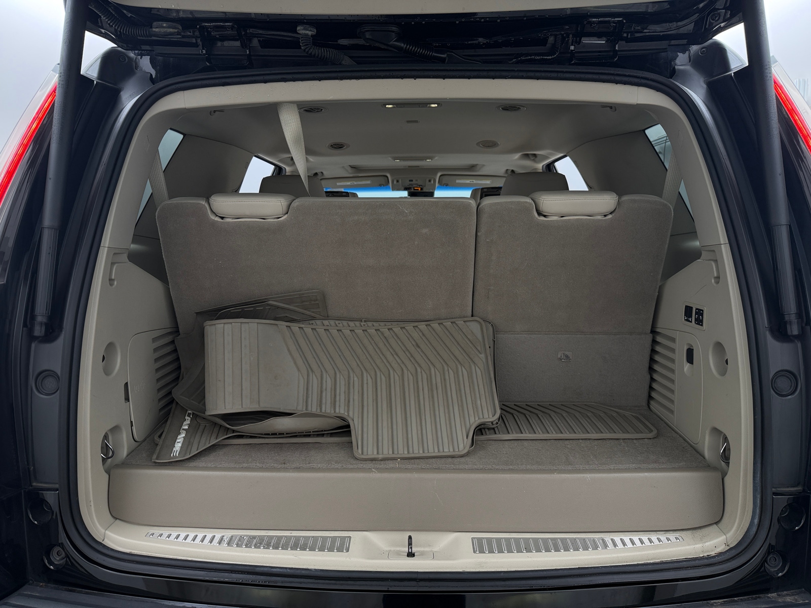 Thumbnail: 2019 Cadillac Escalade - 6
