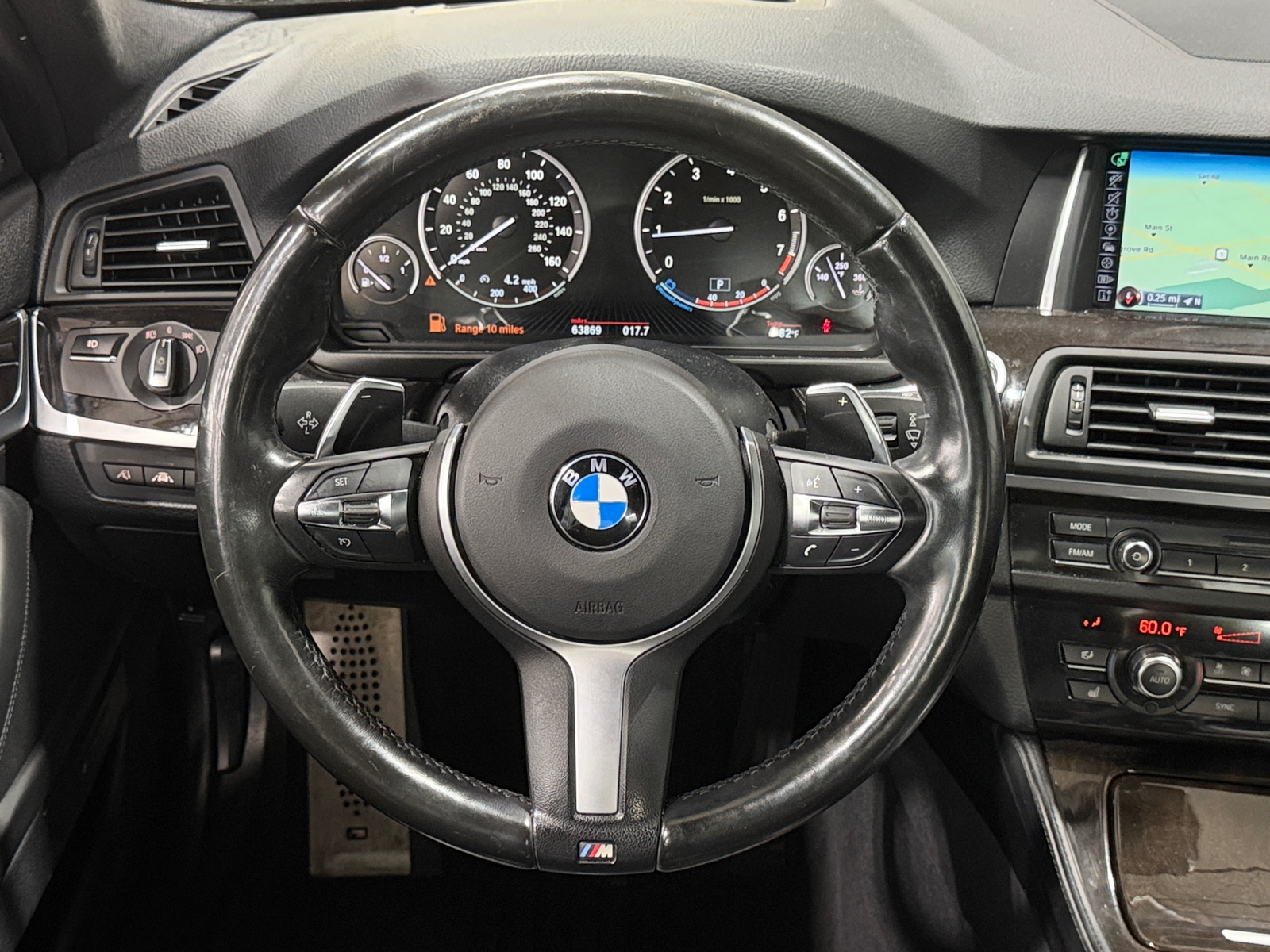 Thumbnail: 2016 BMW 5 Series - 4