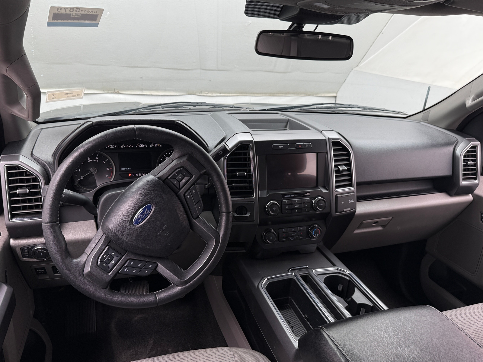 Thumbnail: 2020 Ford Econoline - 3