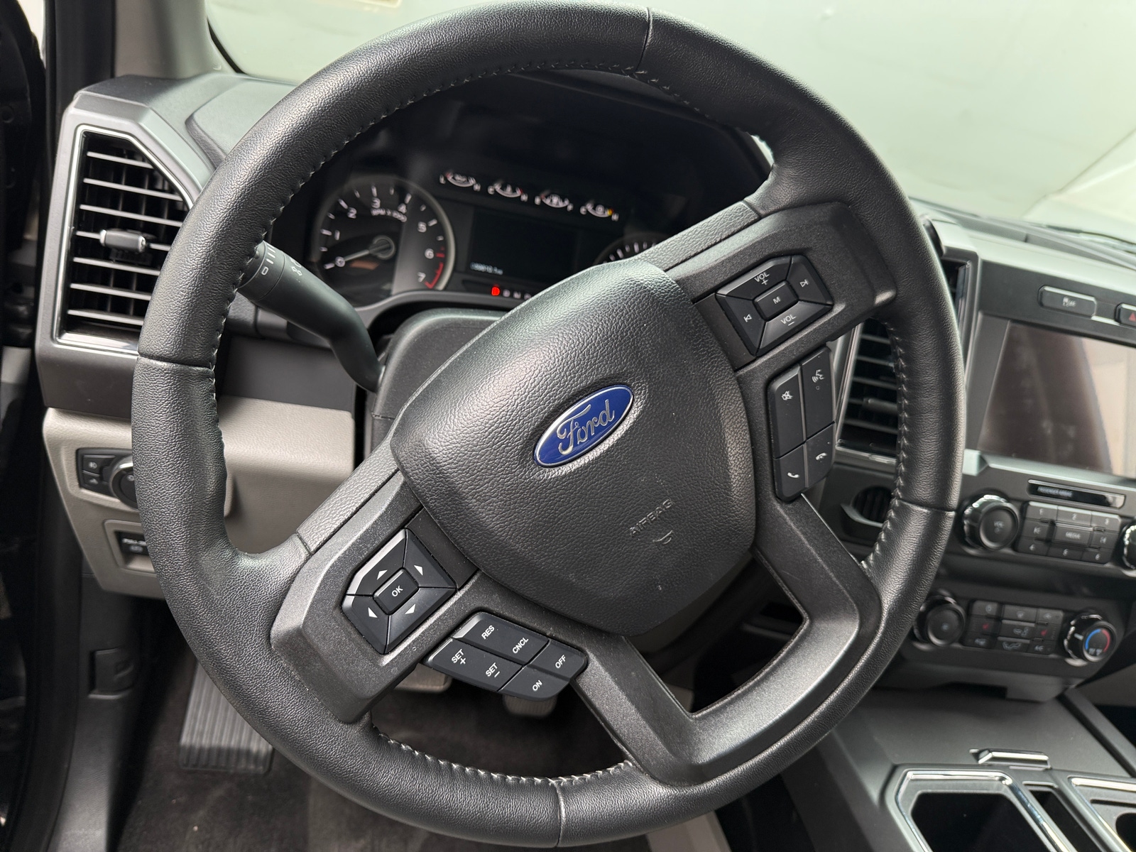 Thumbnail: 2020 Ford Econoline - 5